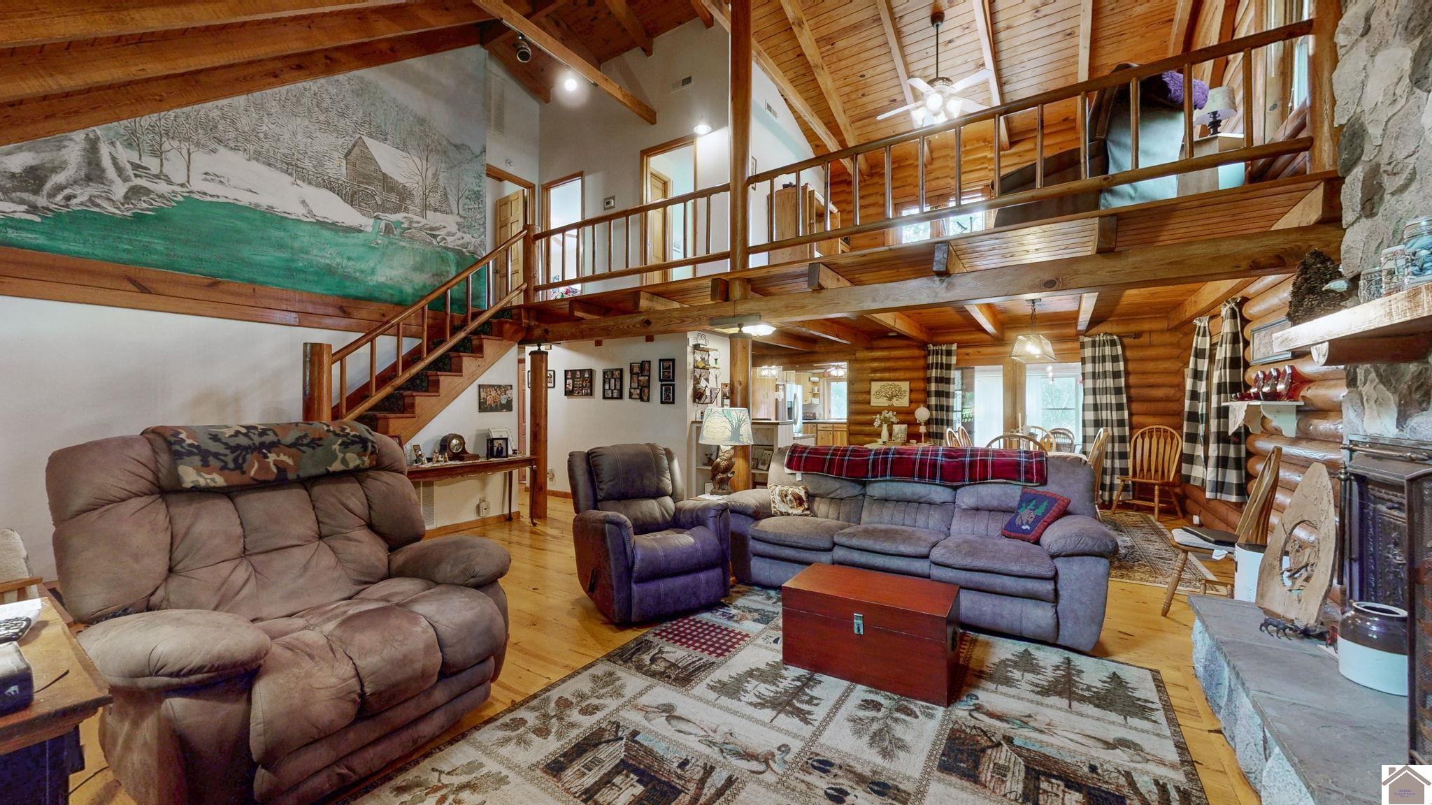 956 Autumn Lane