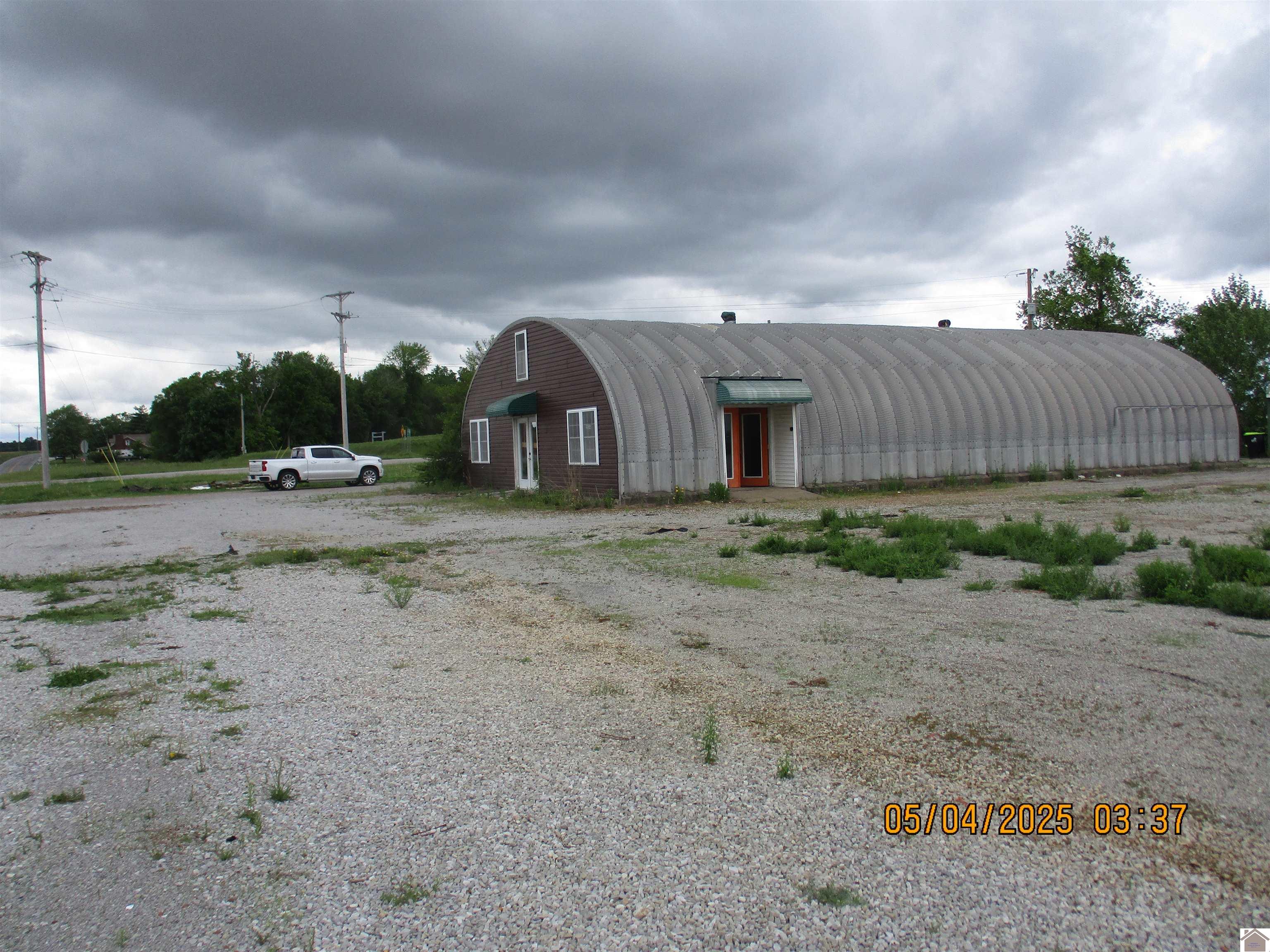 4961 Cadiz Rd