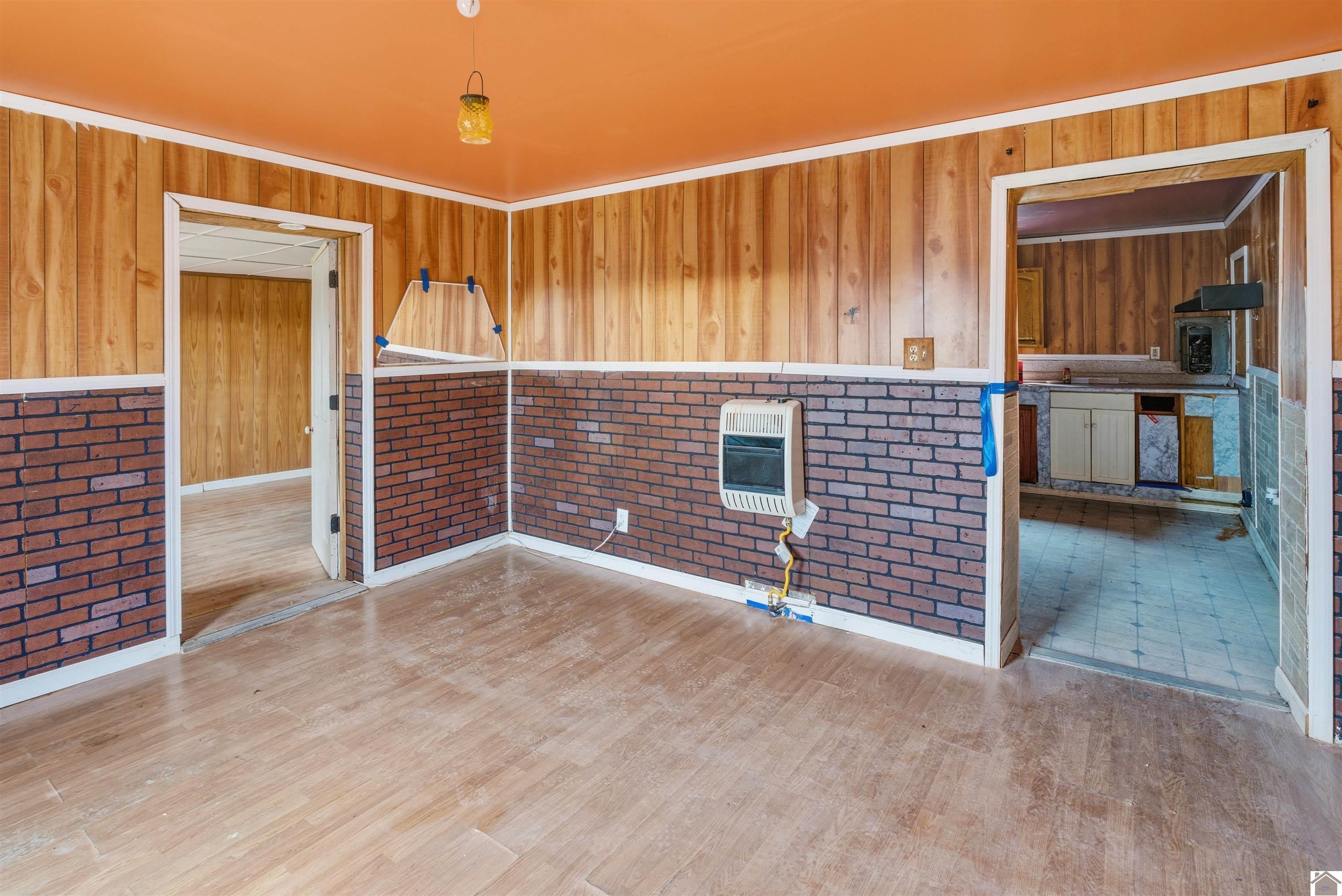 821 Leiberman Street