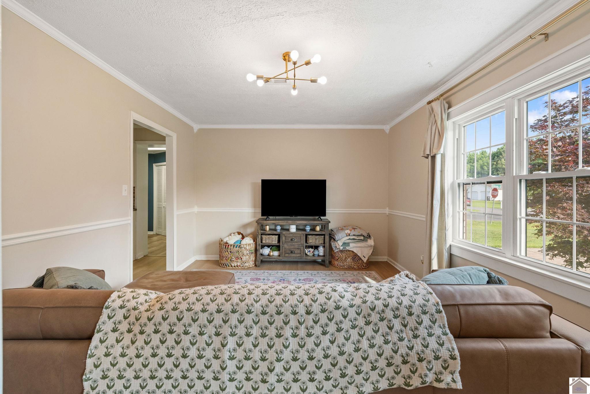 2145 Blankenship