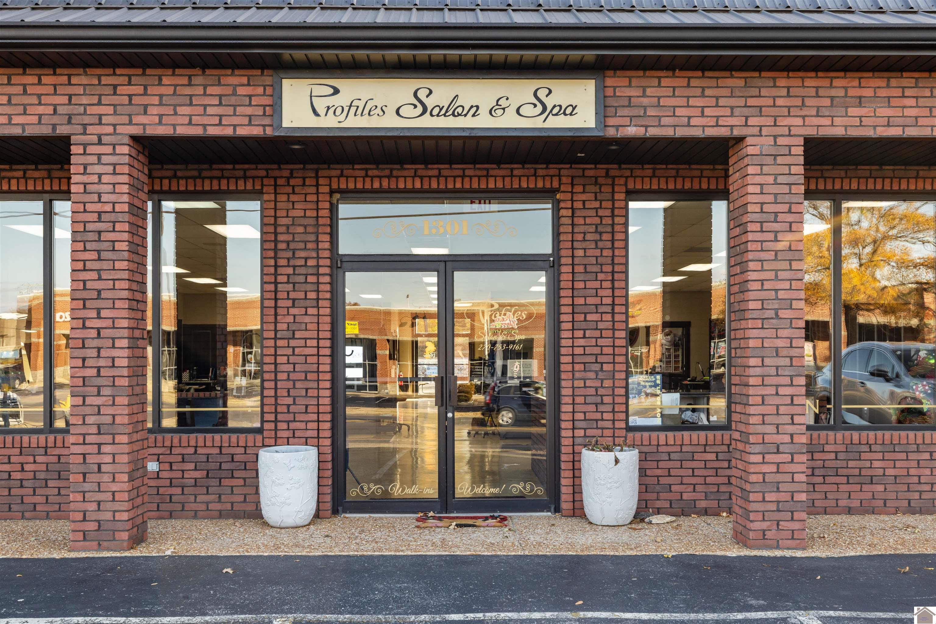 1301 Chestnut Street