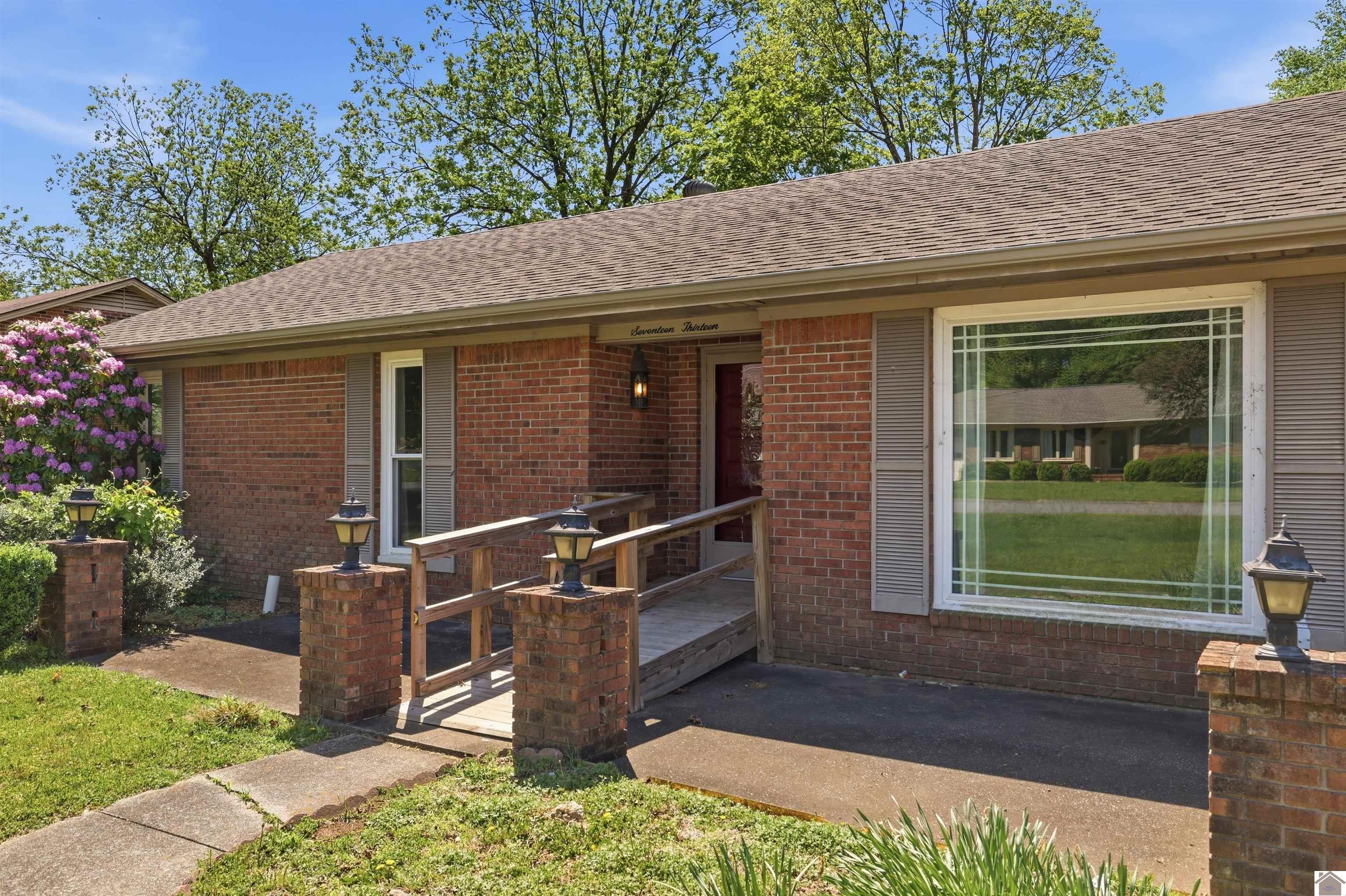 1713 Melrose Dr