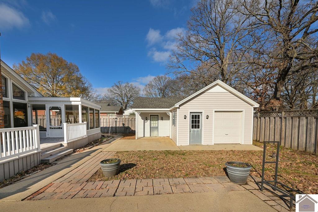 505 Richardson Street