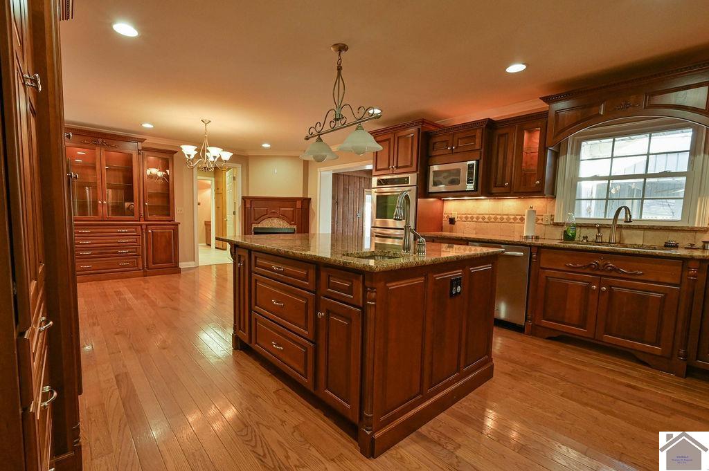 505 Richardson Street