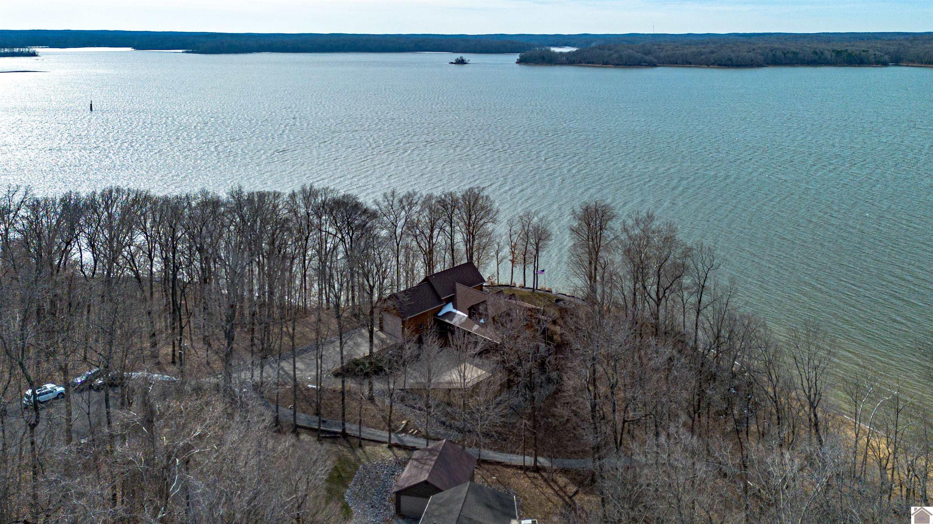 907 N Worthington Way