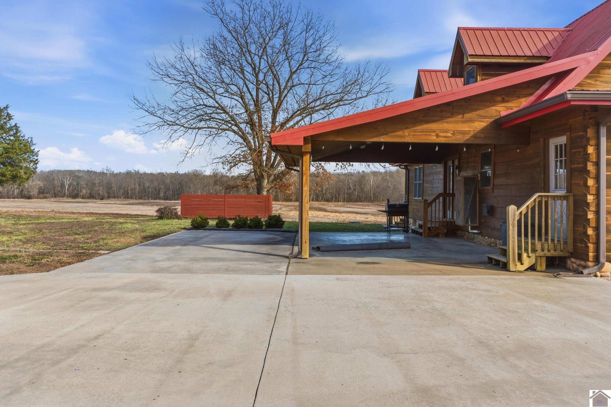 420 Curd Cemetery Rd