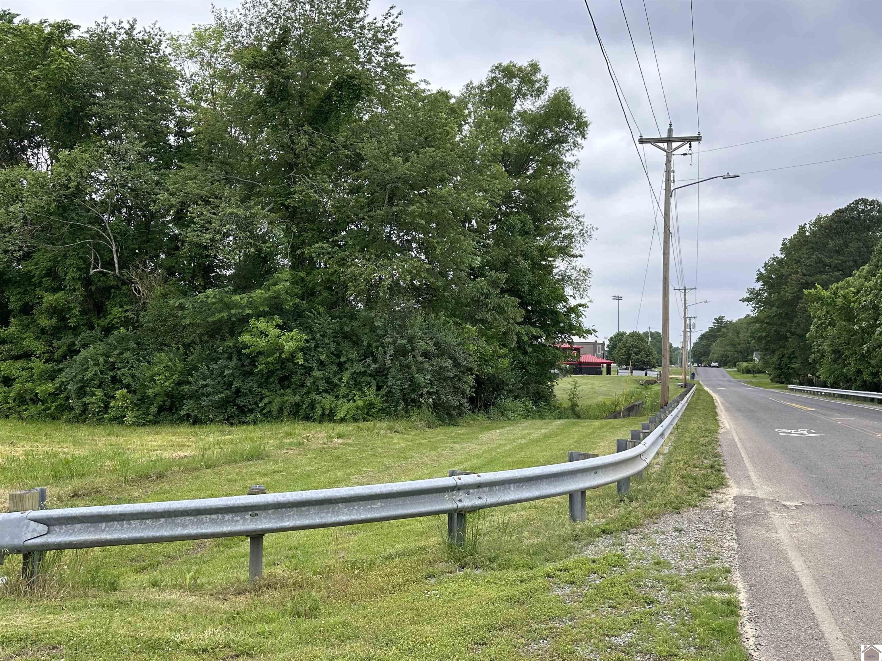 Commonwealth & Douthitt Dr