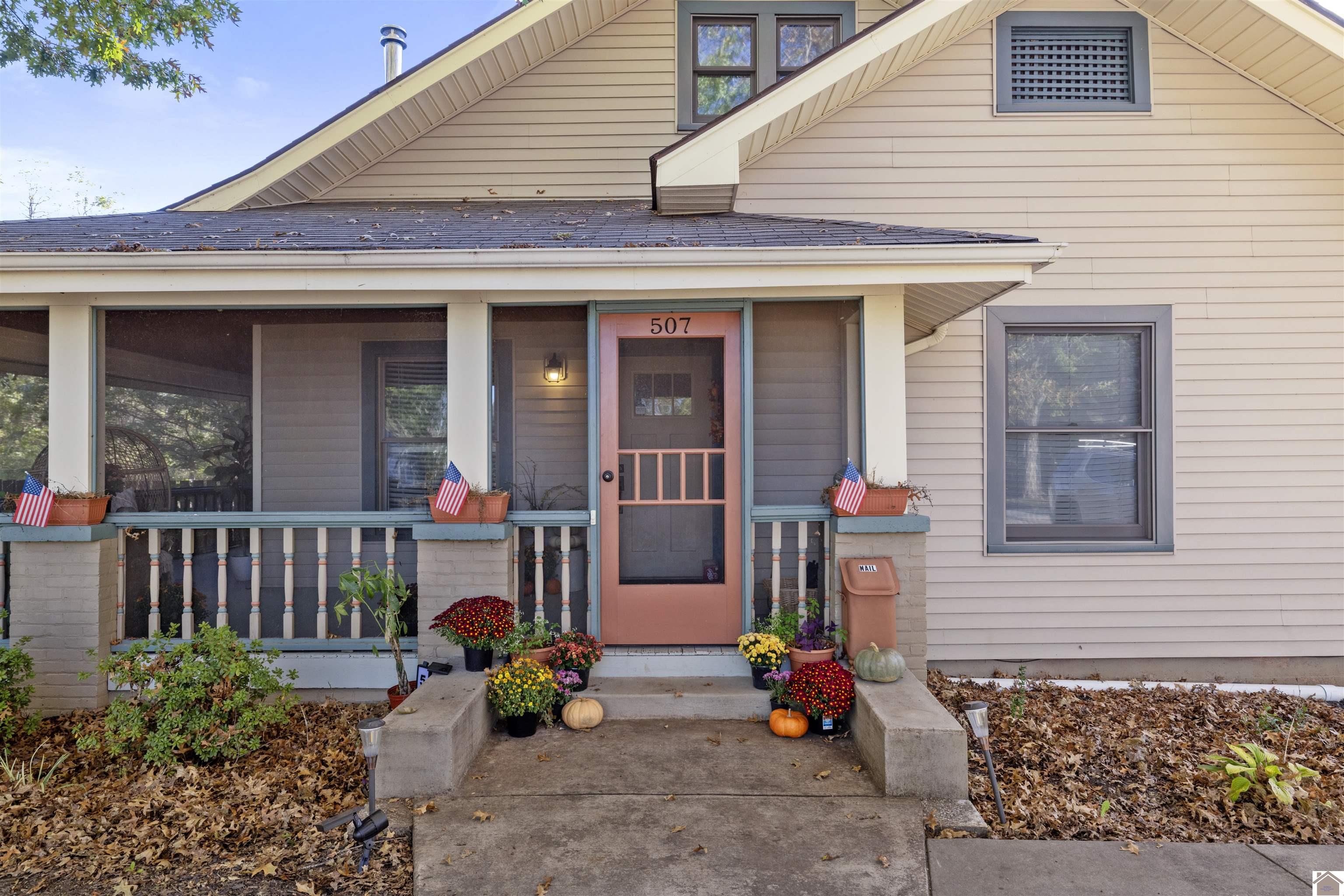 507 S 6th Street