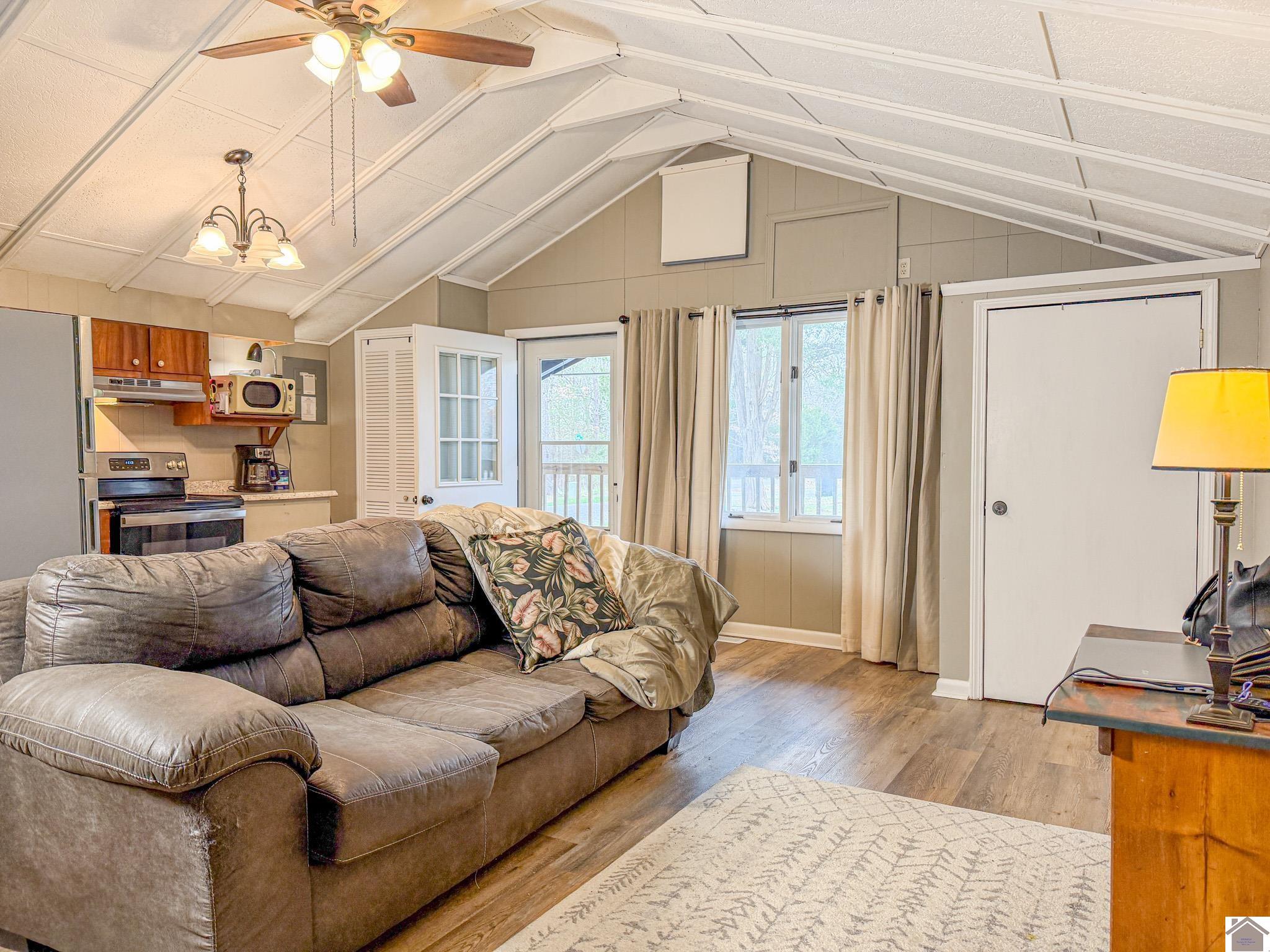 290 Cross Spann Road