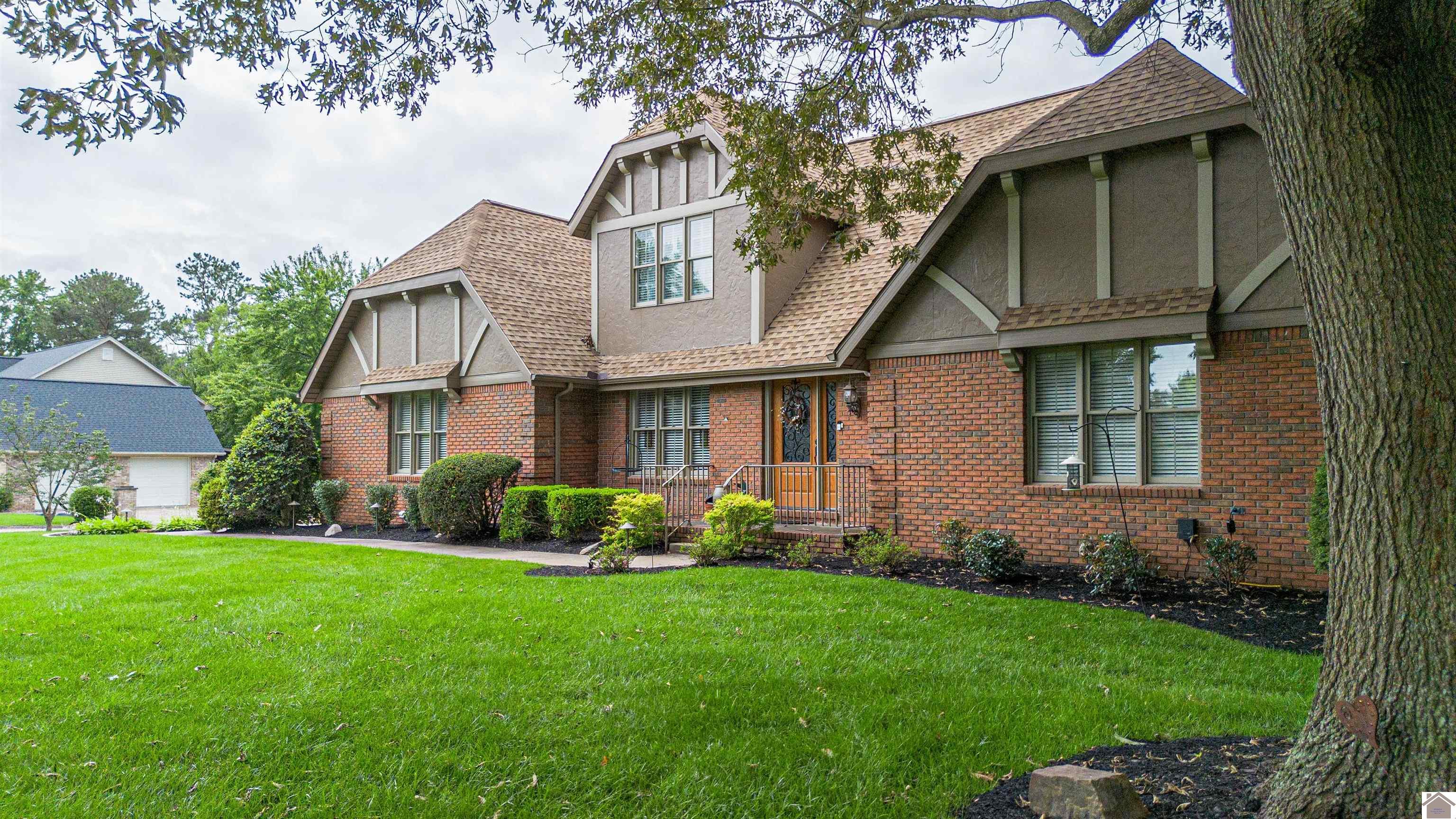 1201 Winslow Way