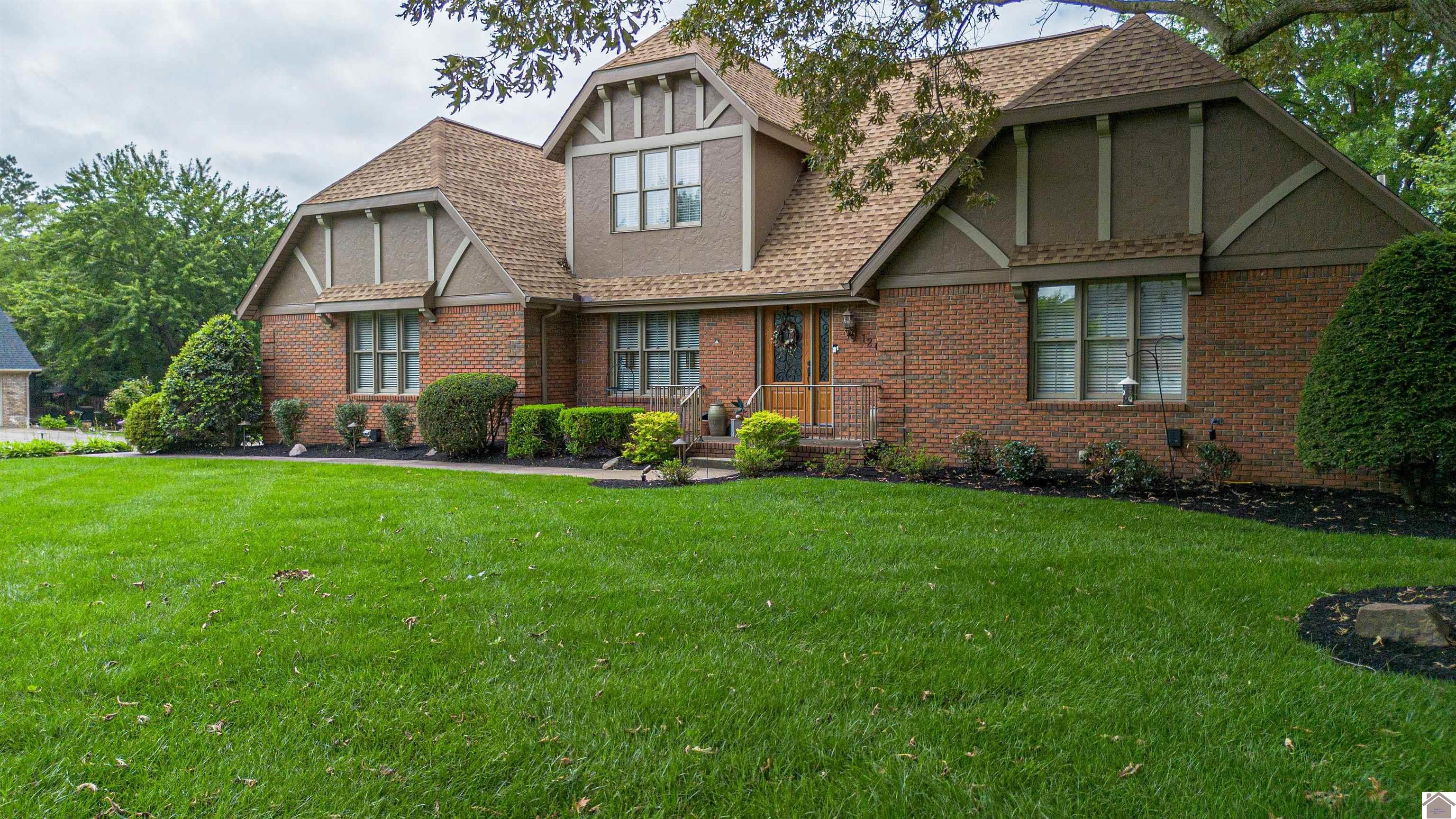 1201 Winslow Way