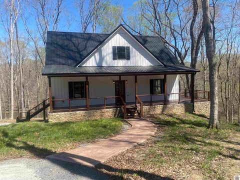 180 Crystal Creek Circle Cadiz KY 42211