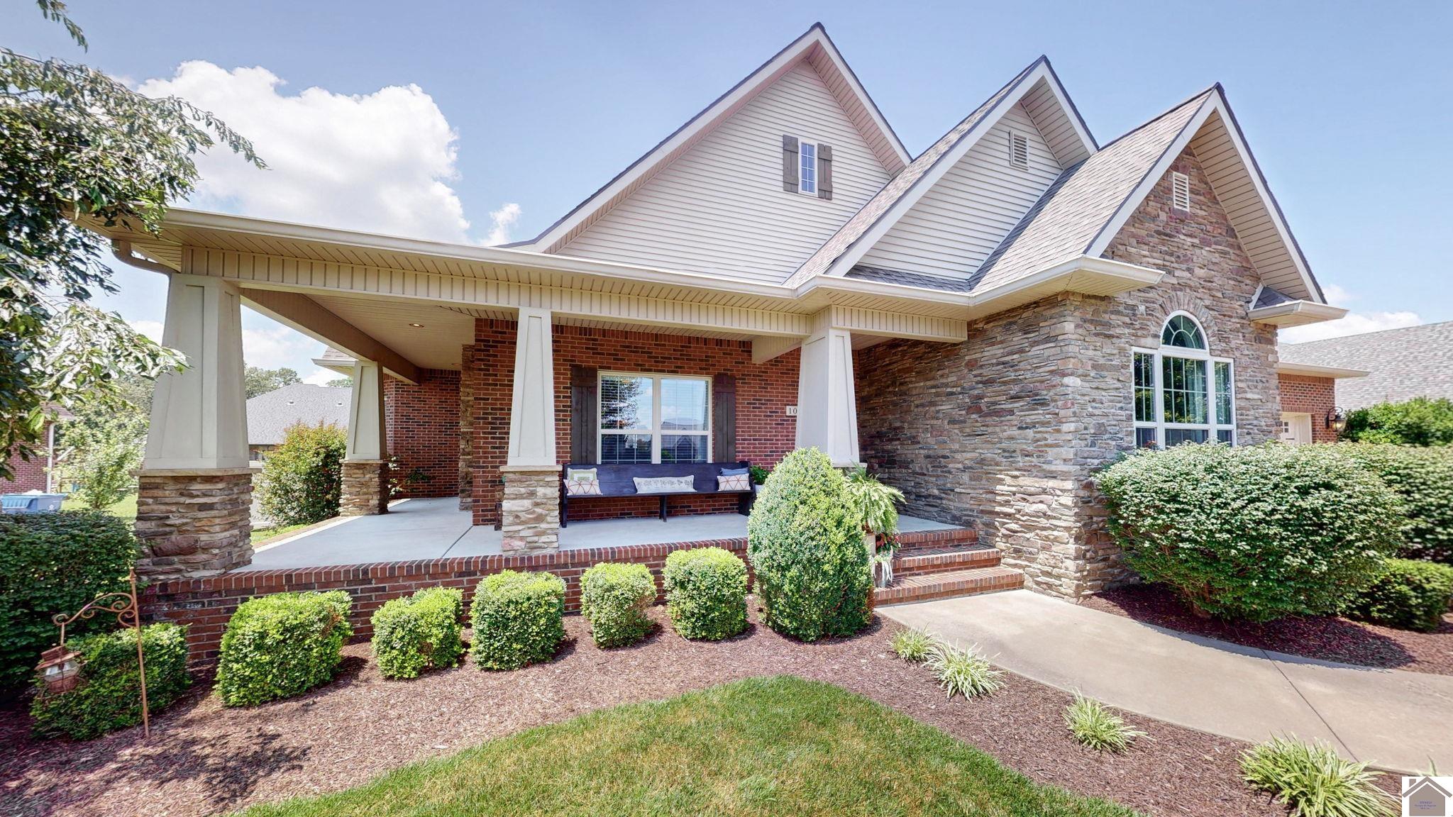 106 Legacy Lane