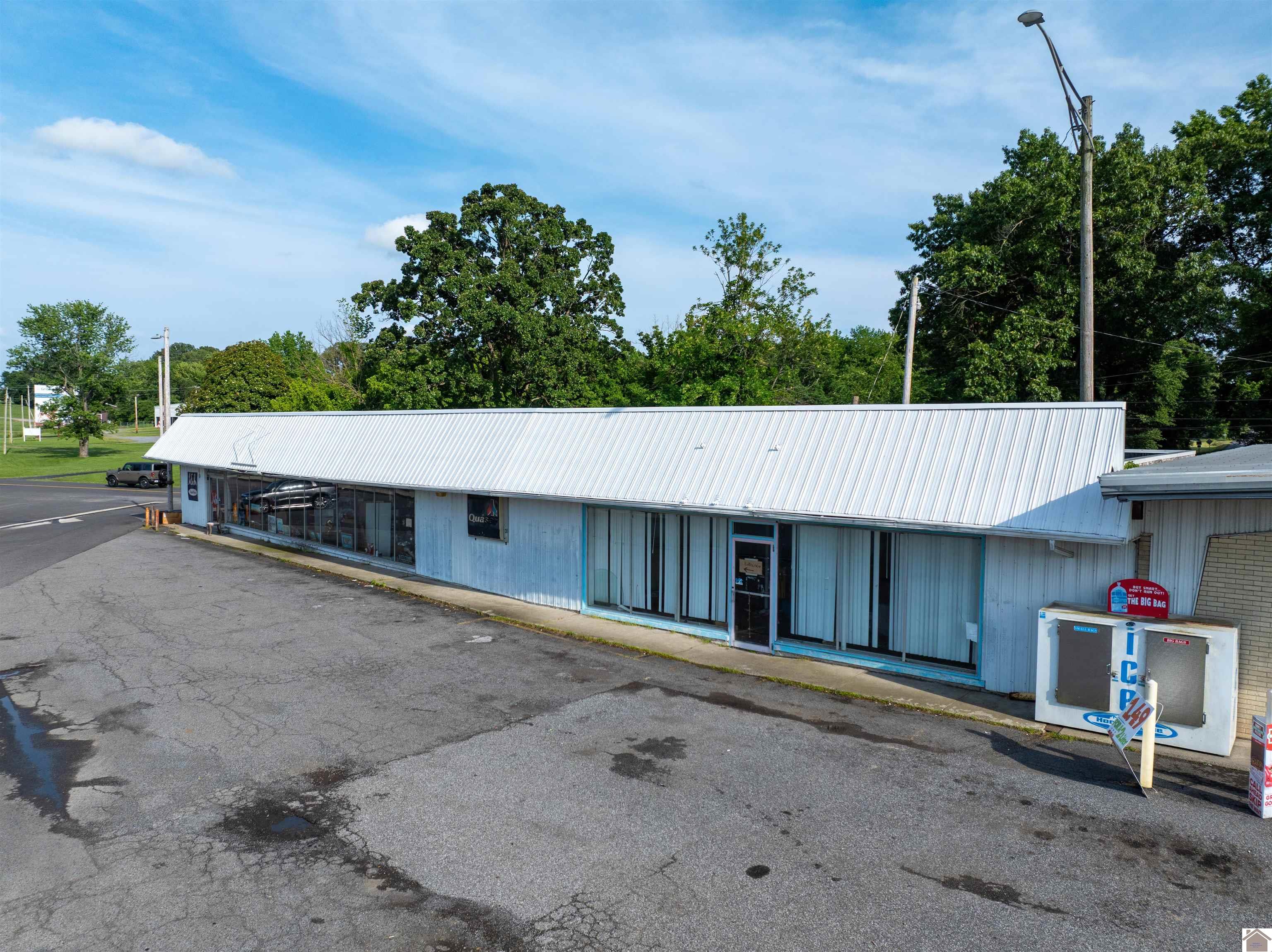 9123 US HWY 62