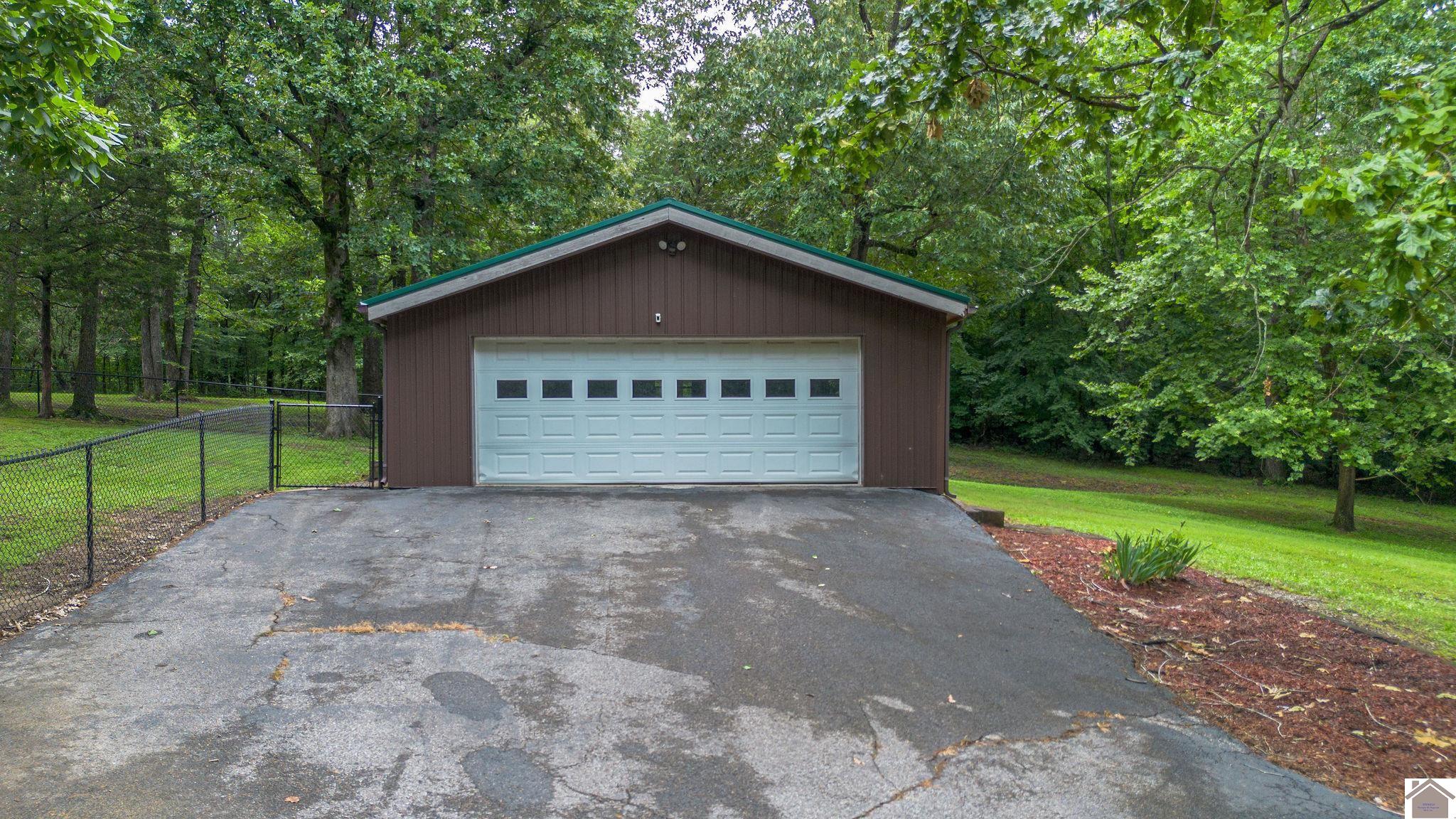 107 Lane's End Dr