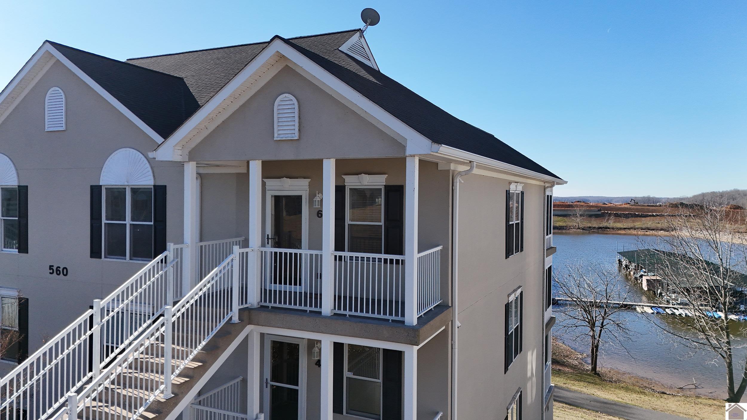 560 Moon Bay Dr. Unit 6