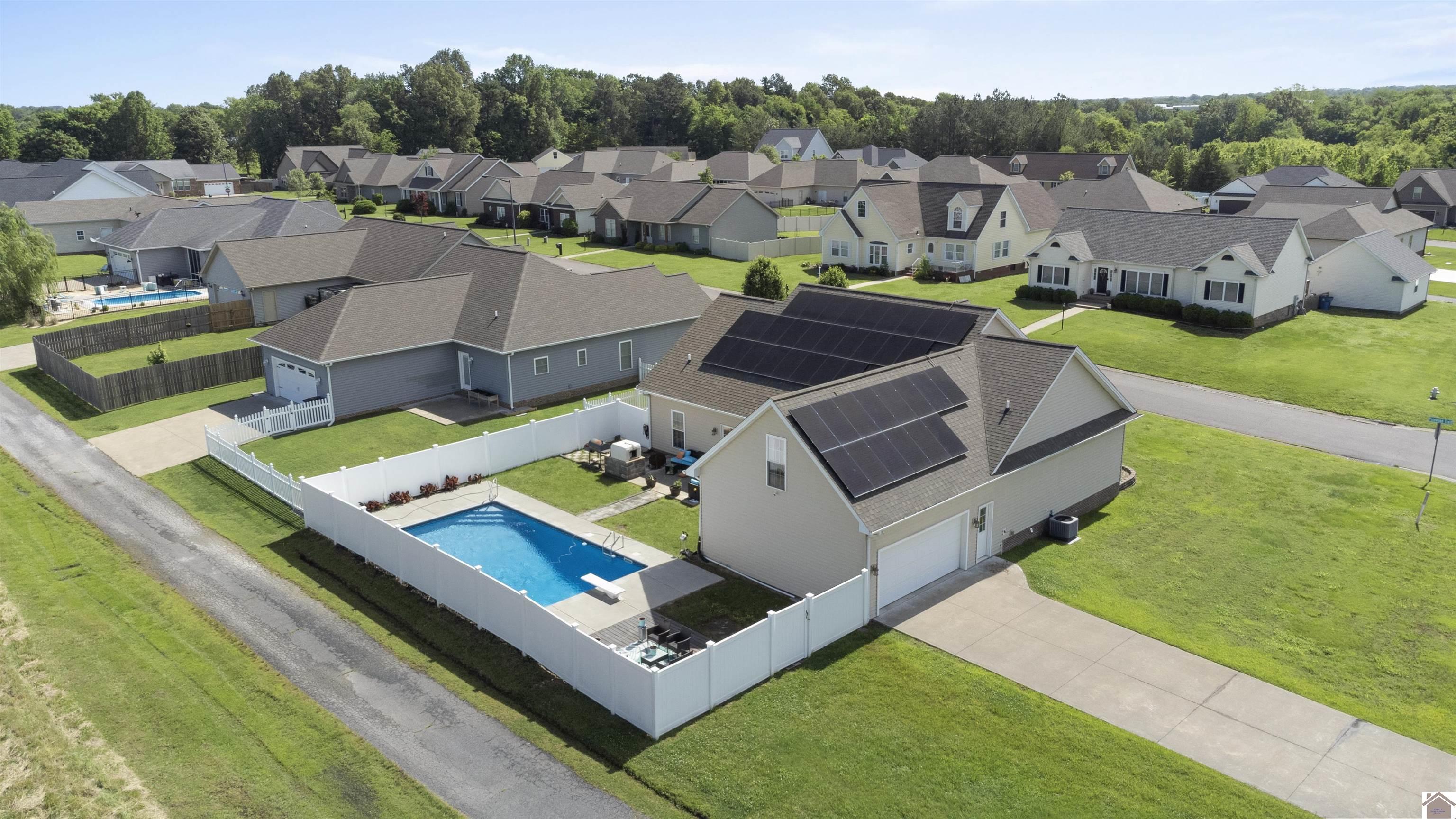 115 Pinewood Trail