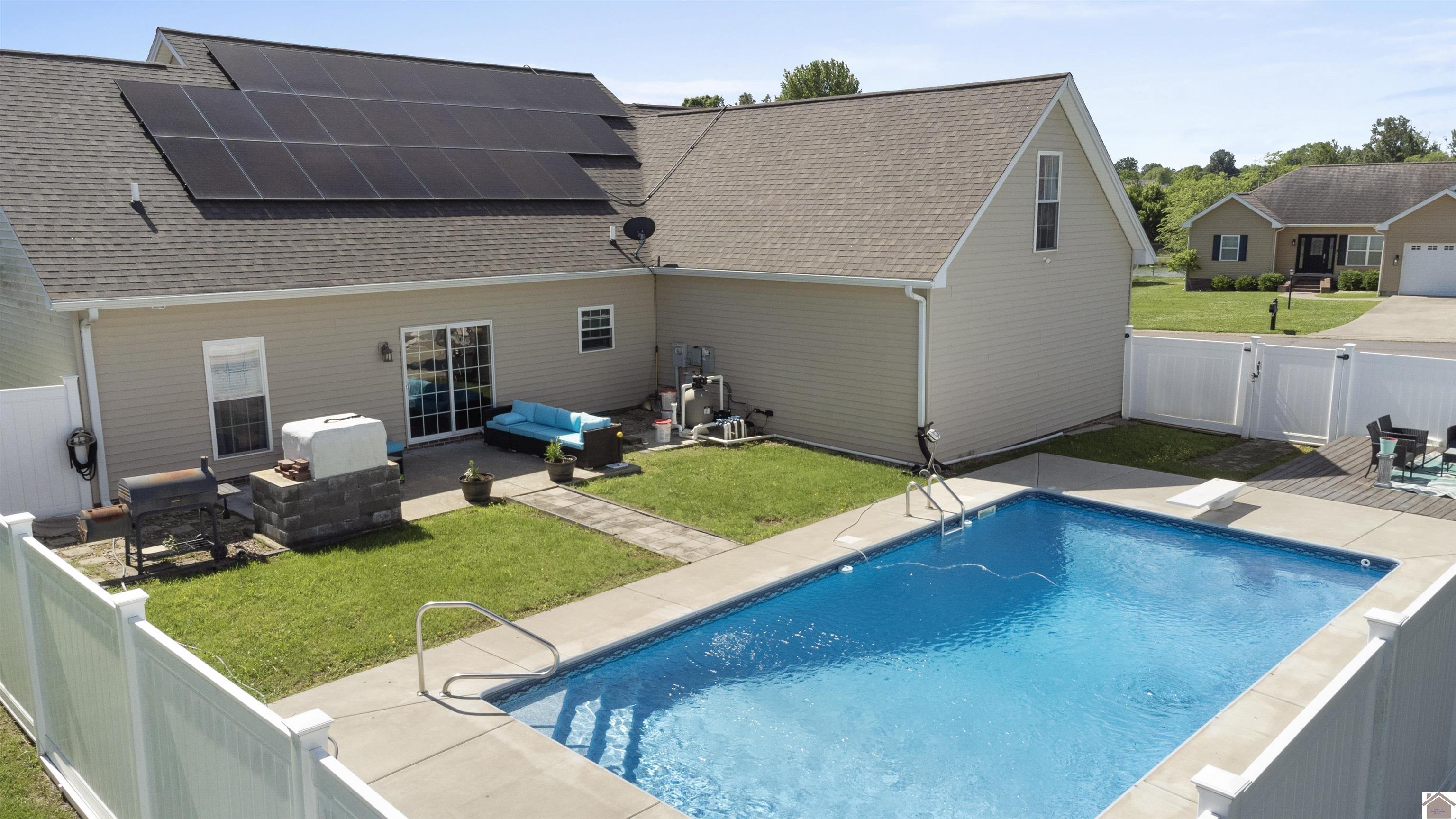 115 Pinewood Trail