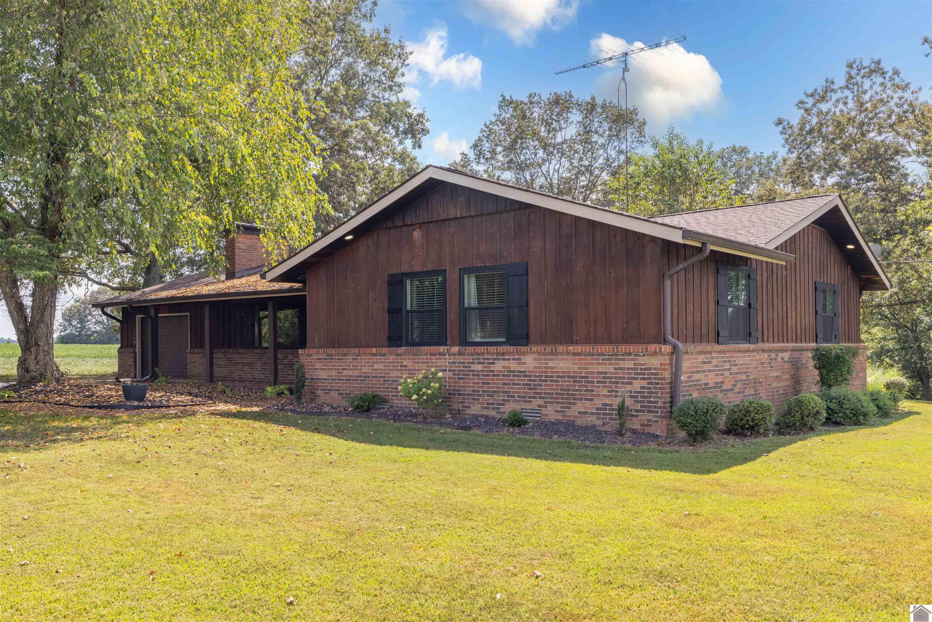 2585-B Crossland Road