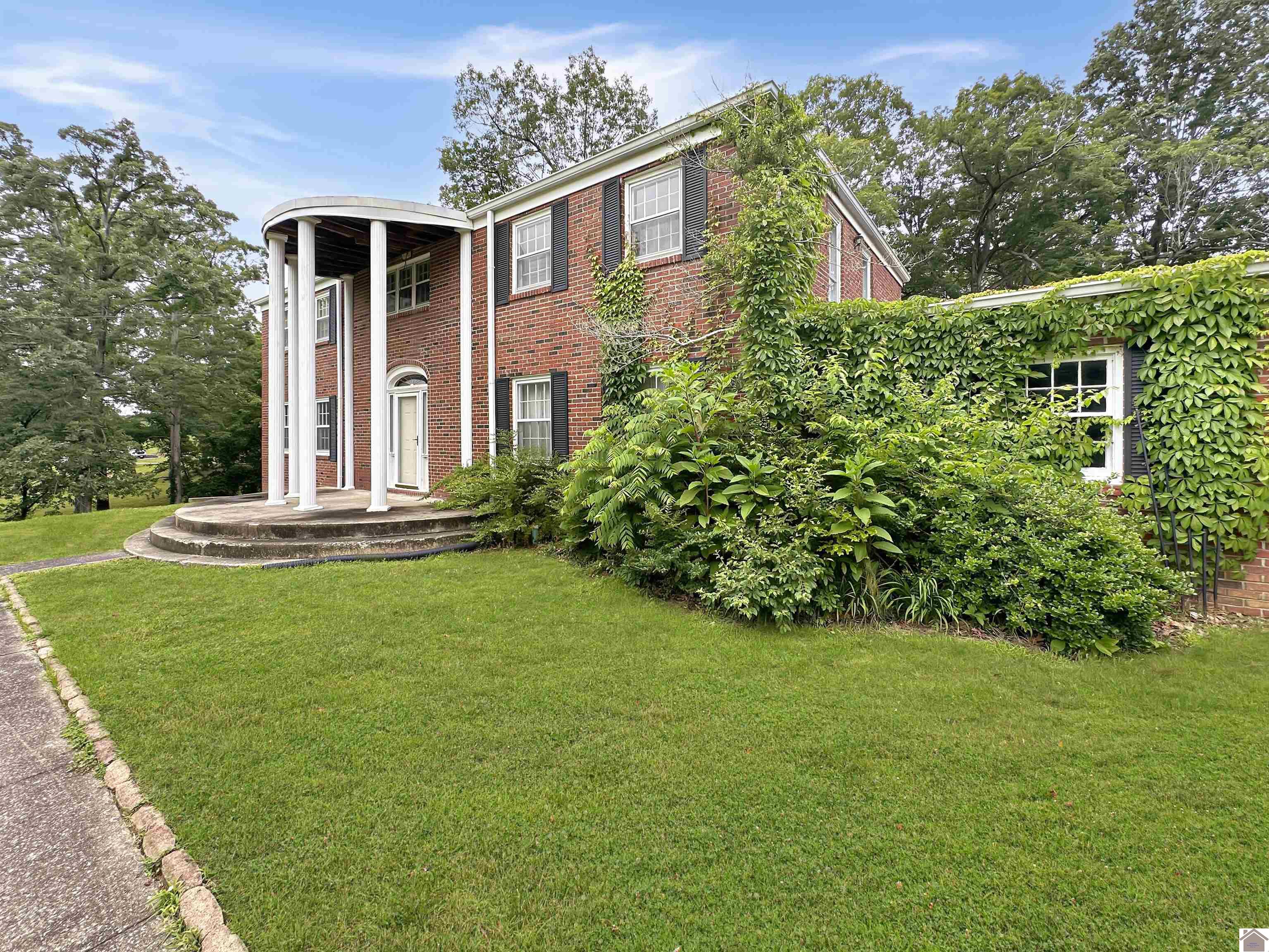 956 Mayfield Hwy