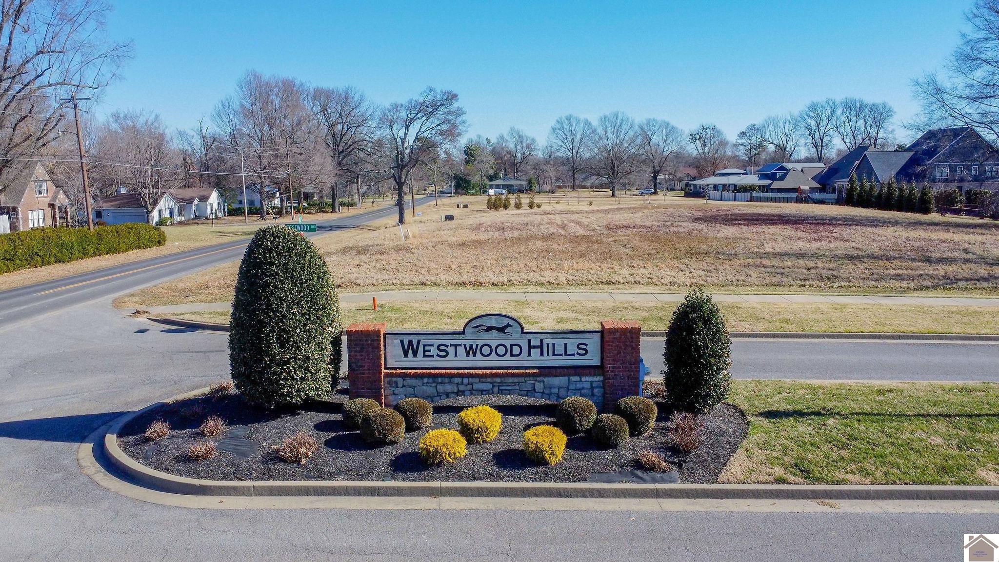 412 Westwood Blvd