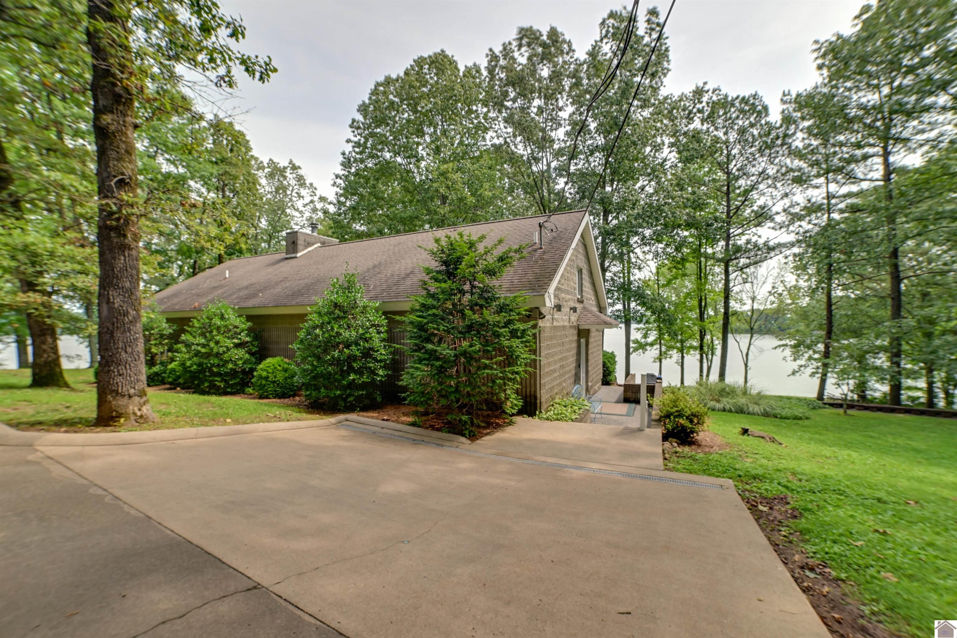 4897 Beal Rd.