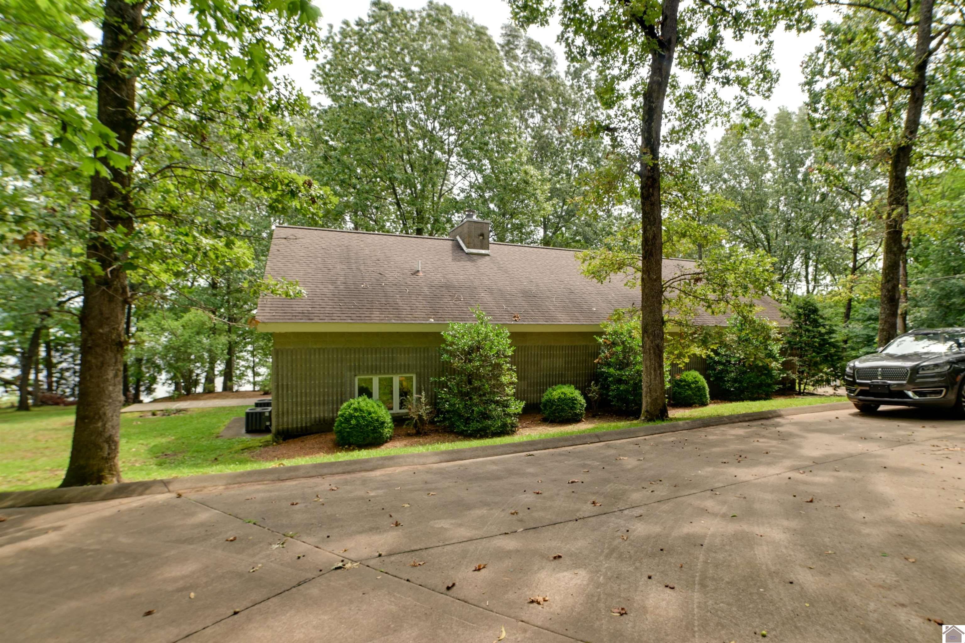 4897 Beal Rd.