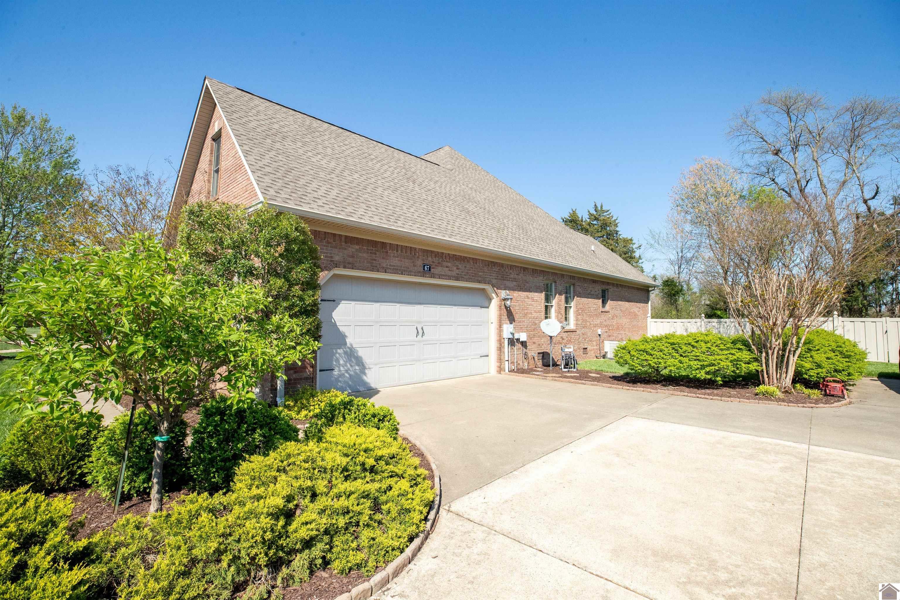 67 Rippling Creek