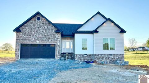 77 BAKERSFIELD DRIVE Cadiz KY 42211