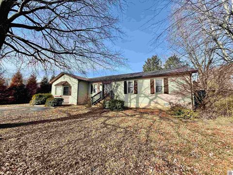 294 Chris Drive Mayfield KY 42066