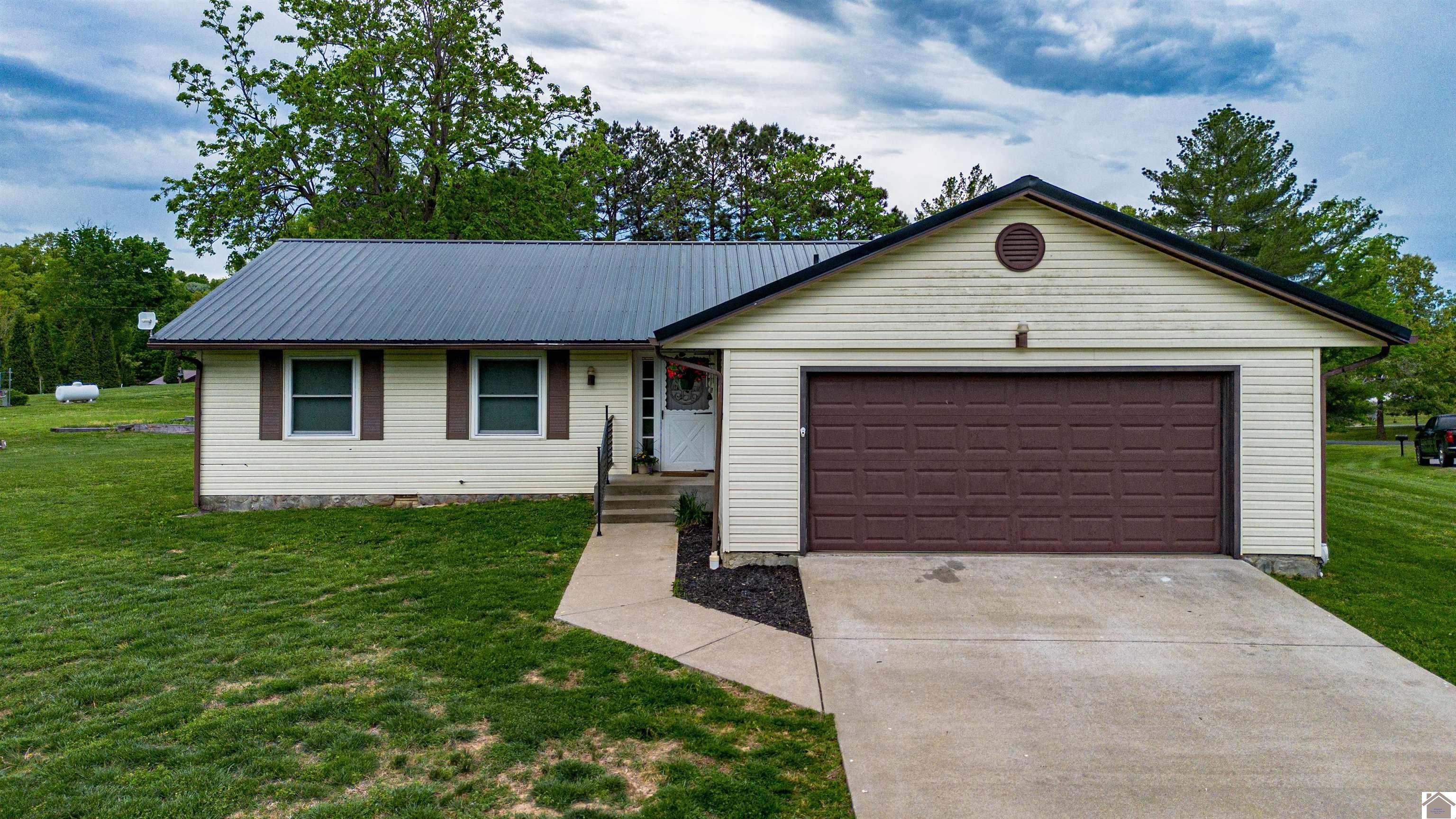 Photo 1 of 25 — 51 Lake Scene Drive, Eddyville, KY 42038