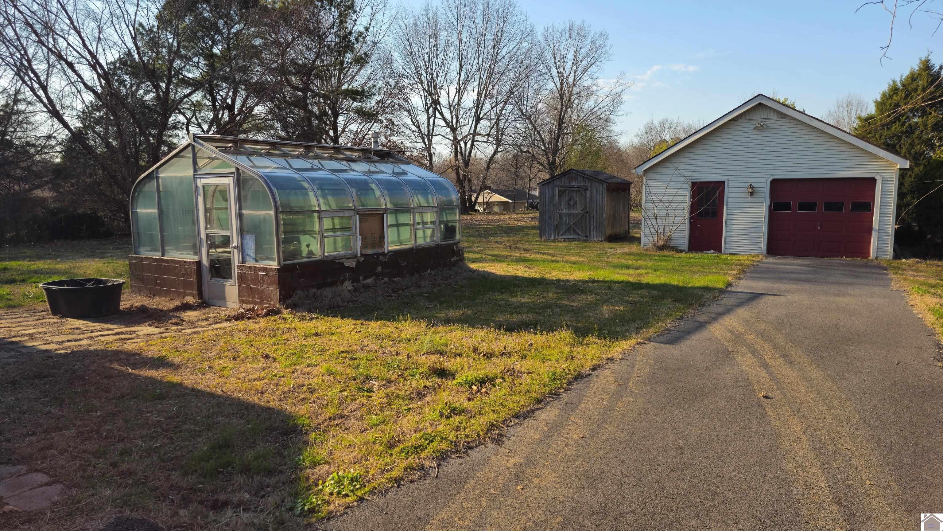 4678 W US Highway 68