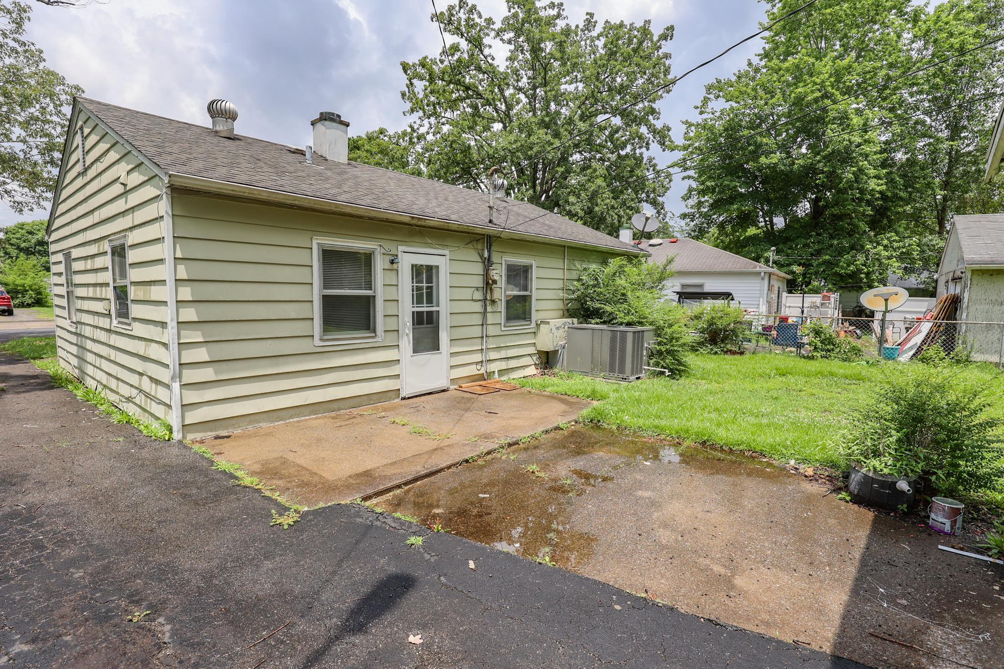 2836 Cornell