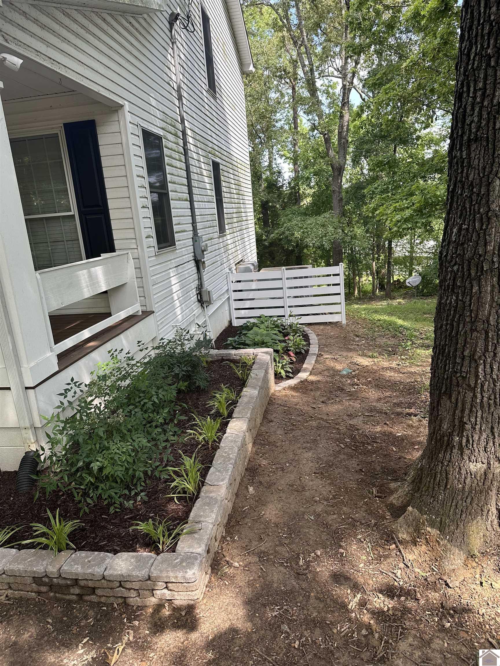 89 Whitley Court