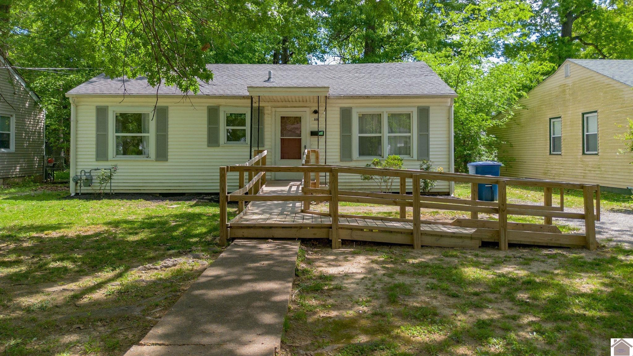 906 N 26th Street
