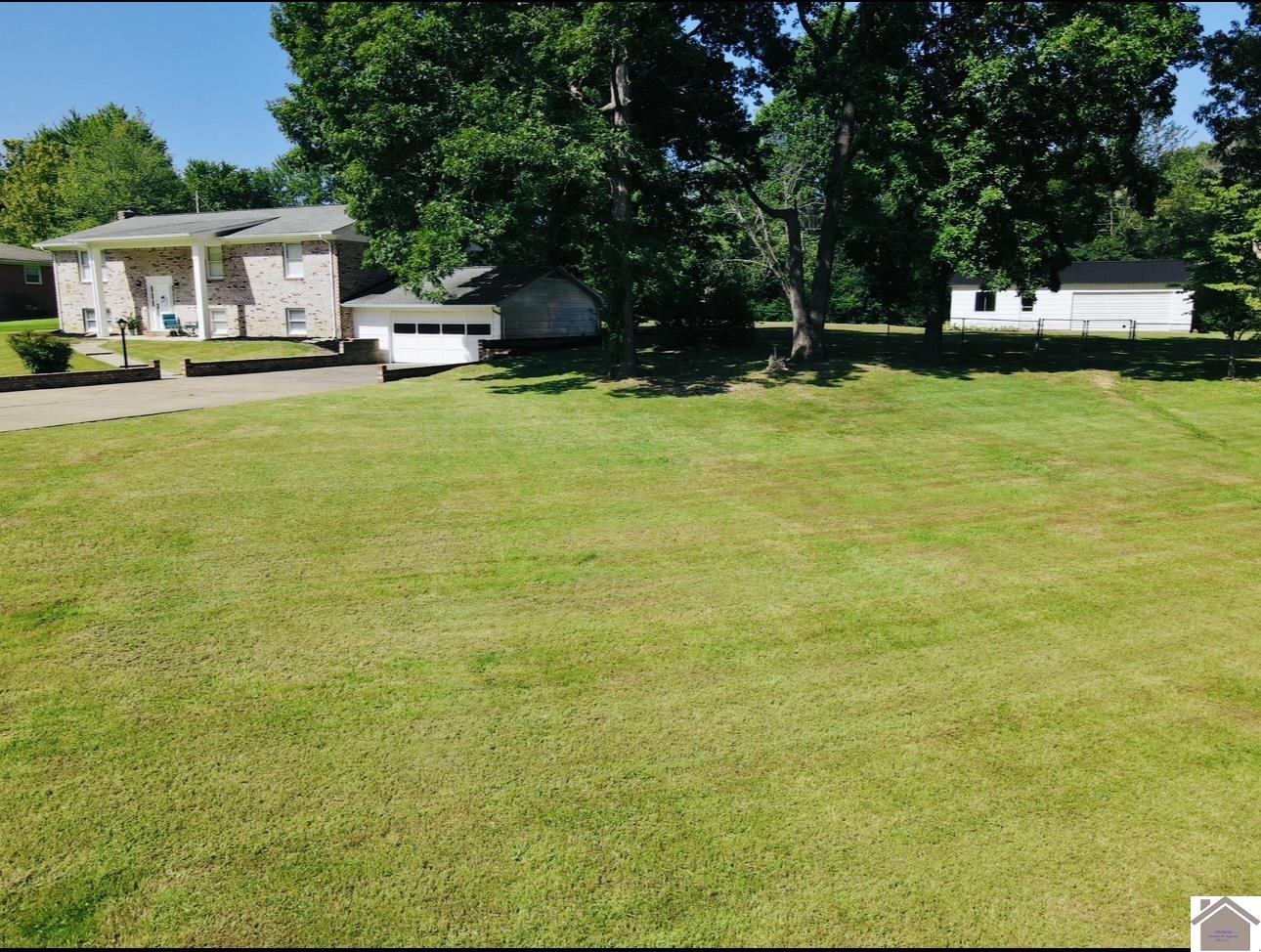 147 Edwards Dr.