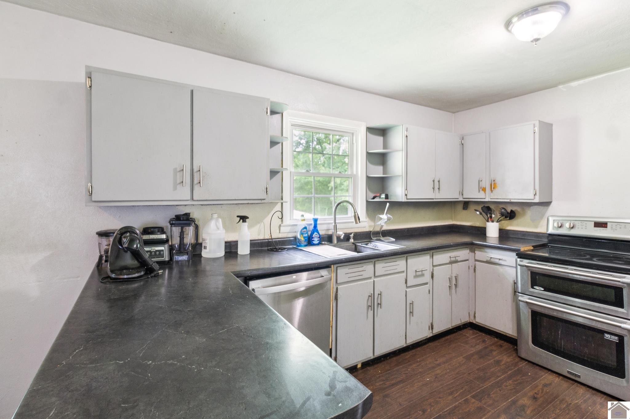 753 Caneyville Rd