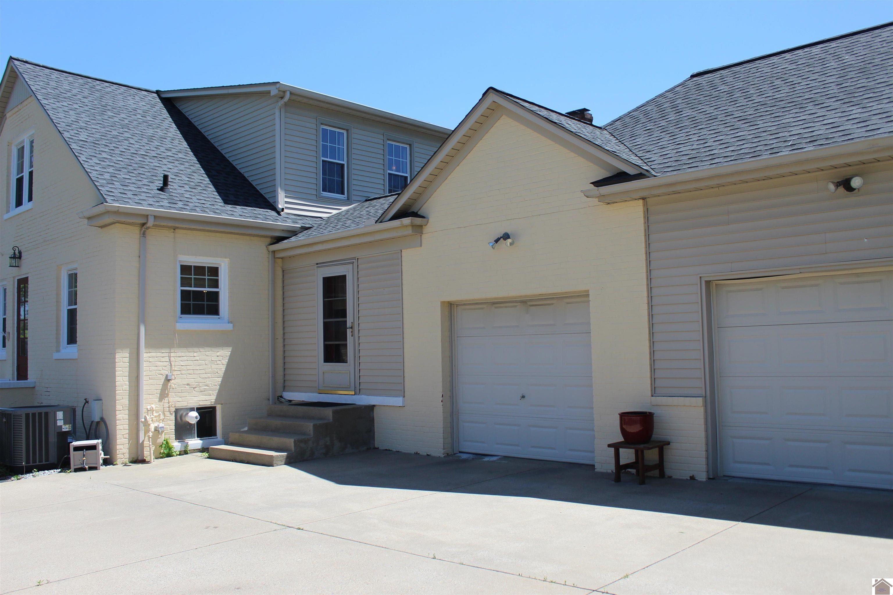 337 WALLACE LANE