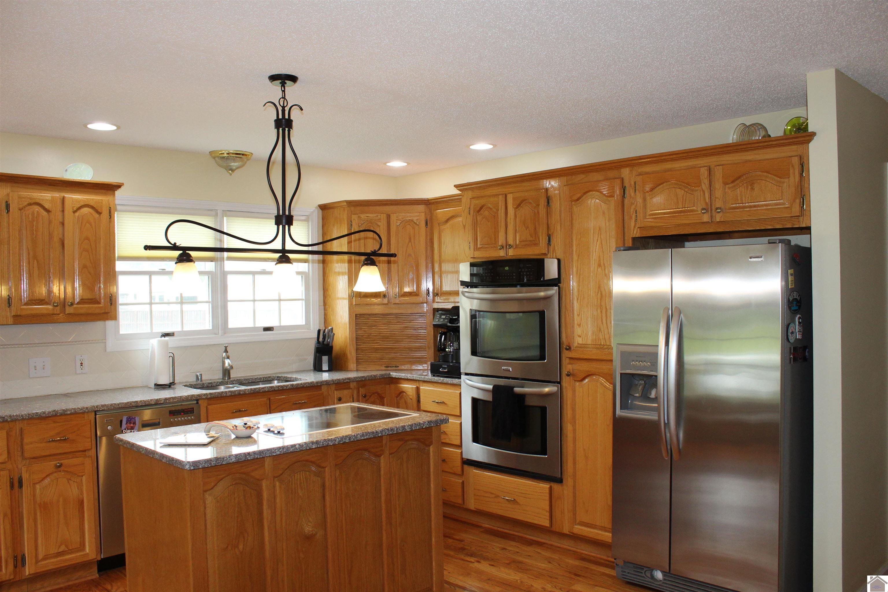 245 Braddie Cove