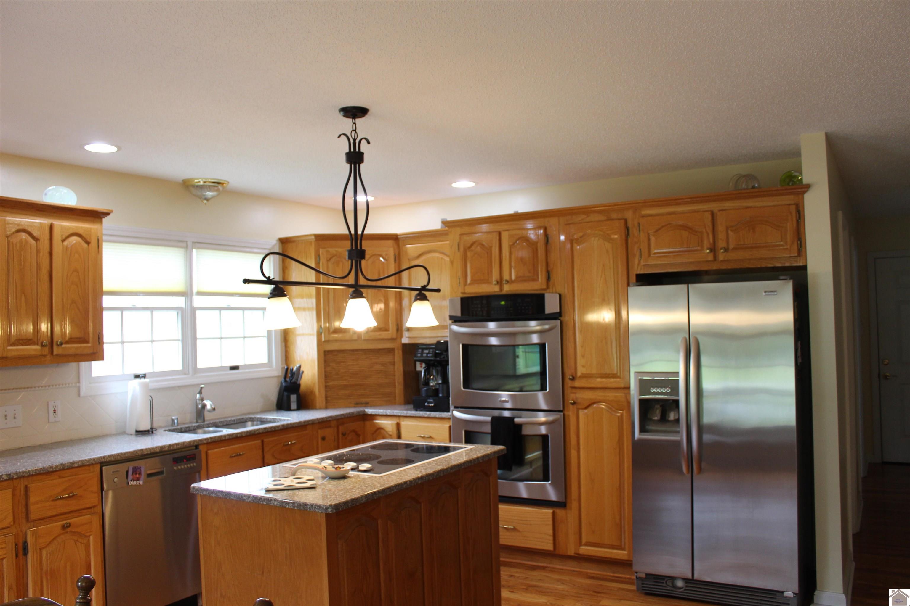 245 Braddie Cove