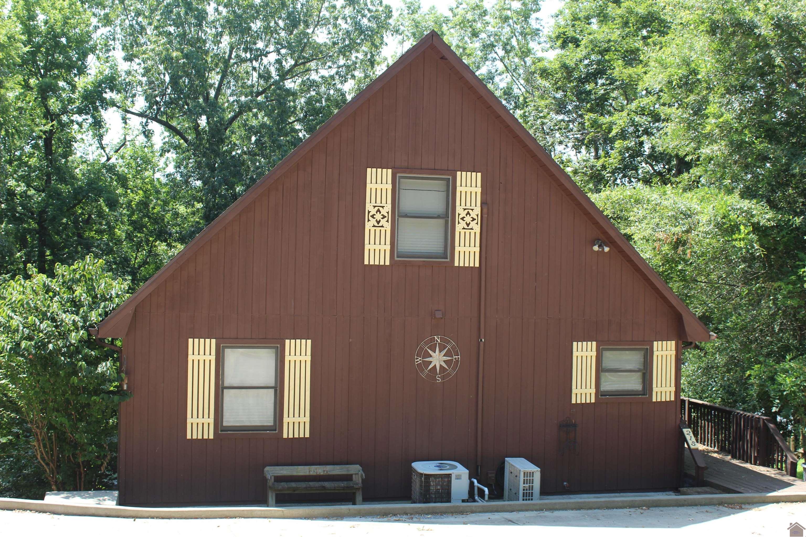 215 Daniel Boone Drive