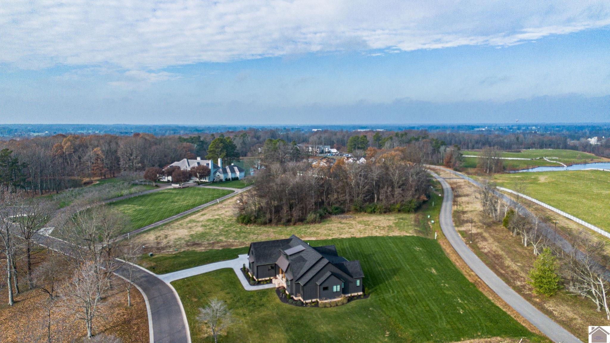 2261 Stonehaven Lane