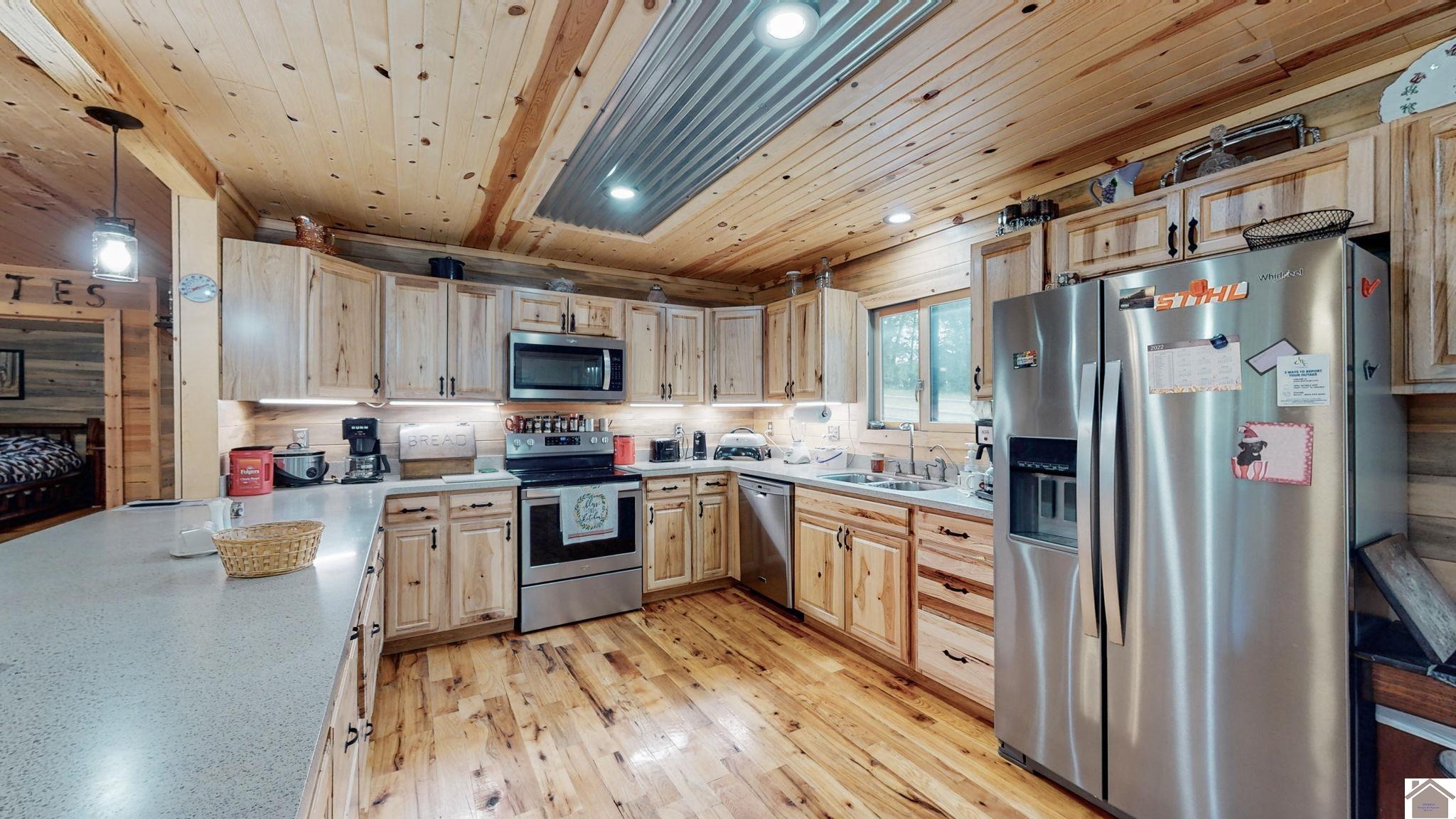 805 Coon Chapel Rd
