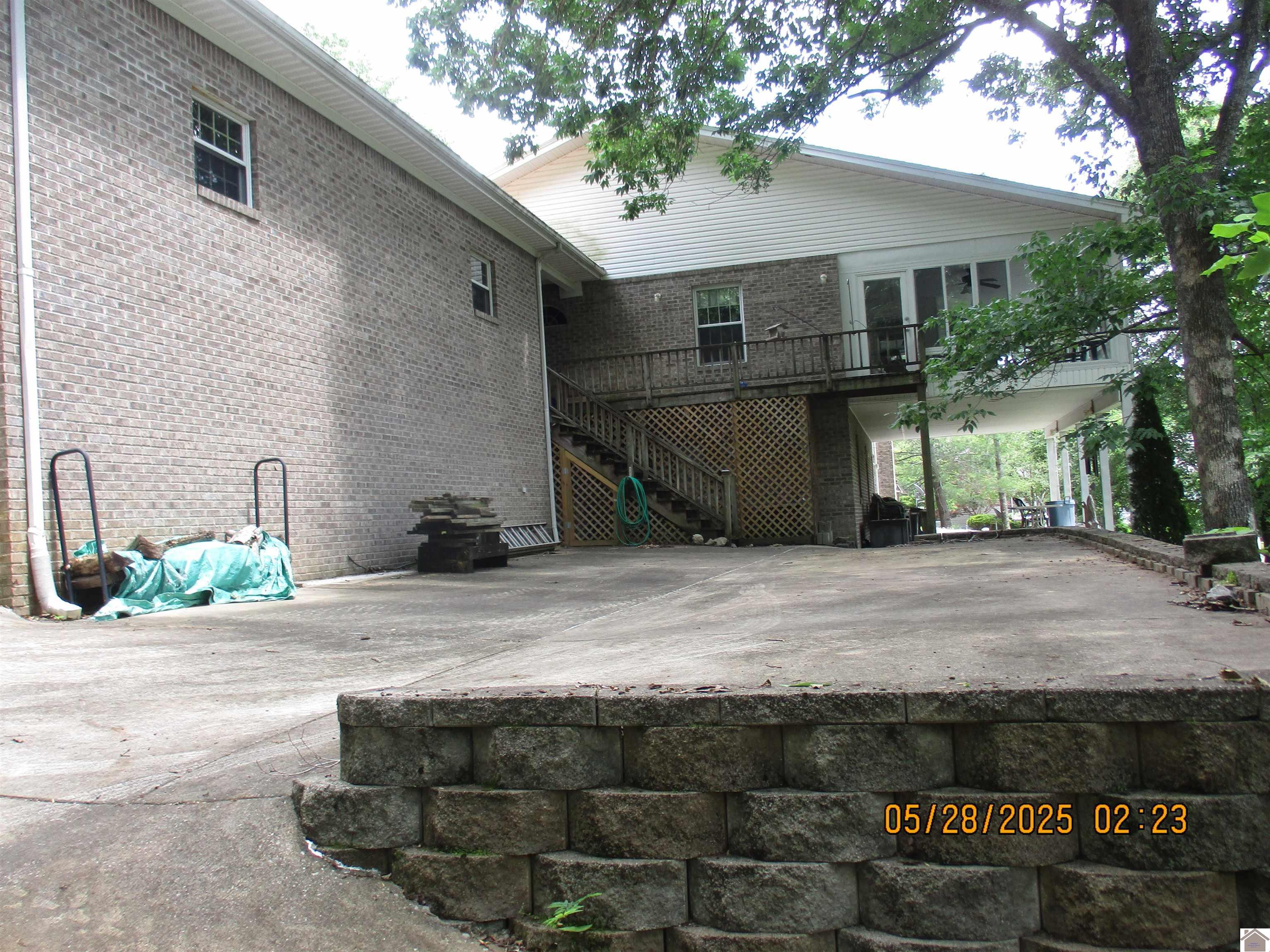 839 Summit Point