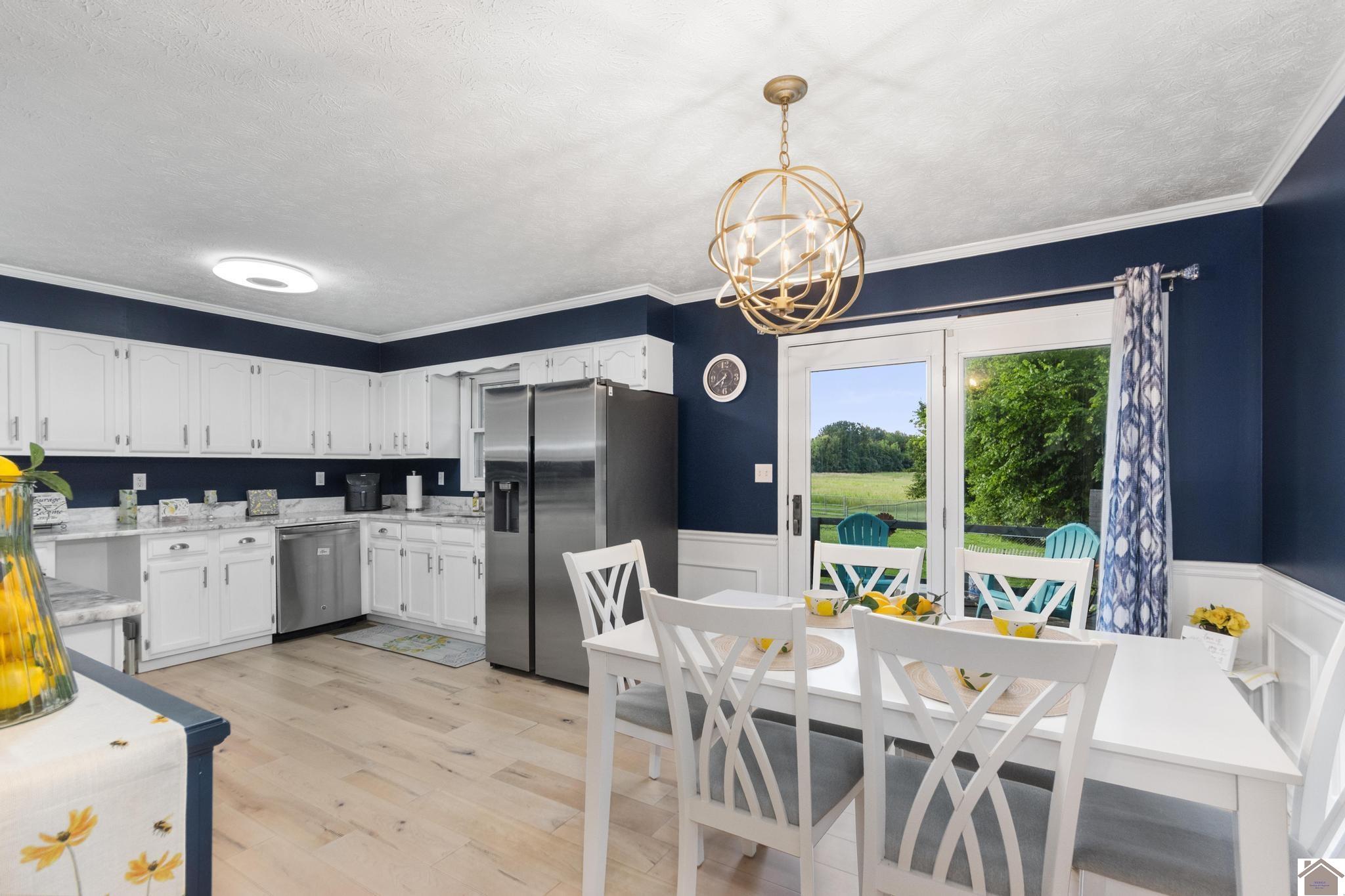 286 Hillington Drive