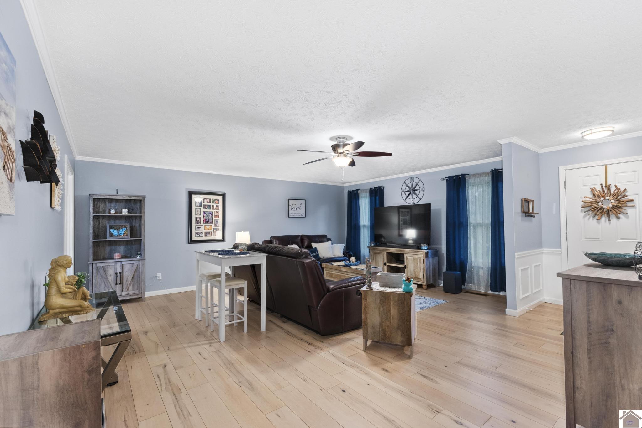 286 Hillington Drive