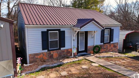 15 N Anna Street Cadiz KY 42211