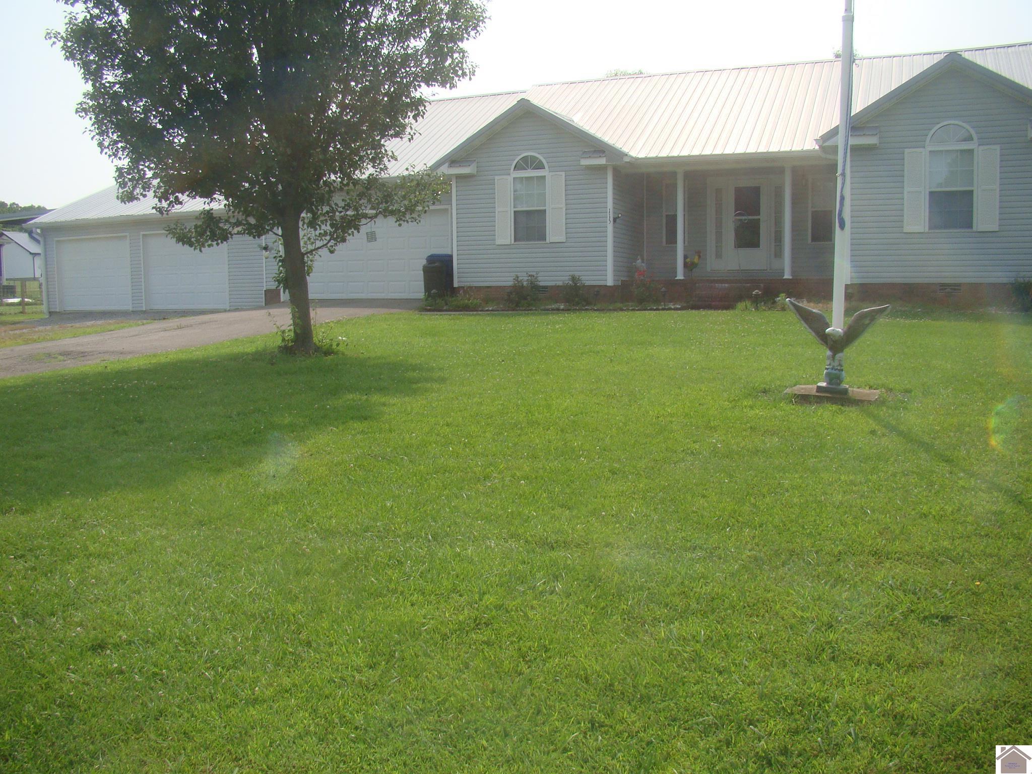 115 Meadowbrook Drive