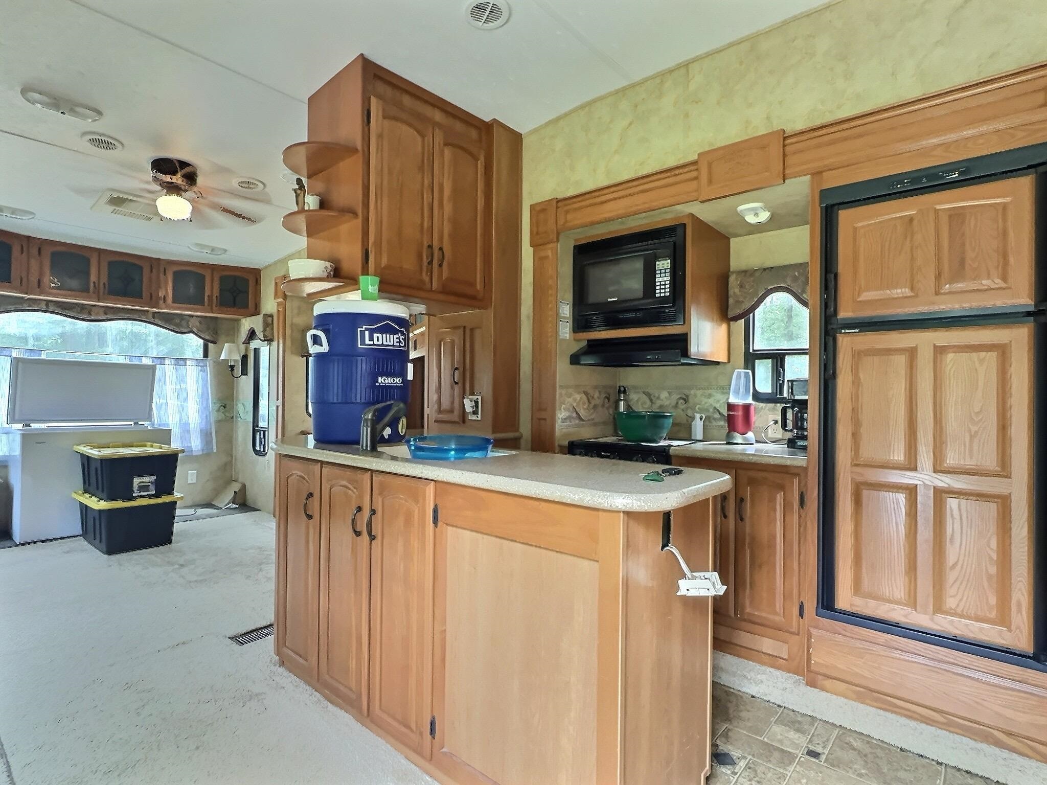 27 Jordan Ln