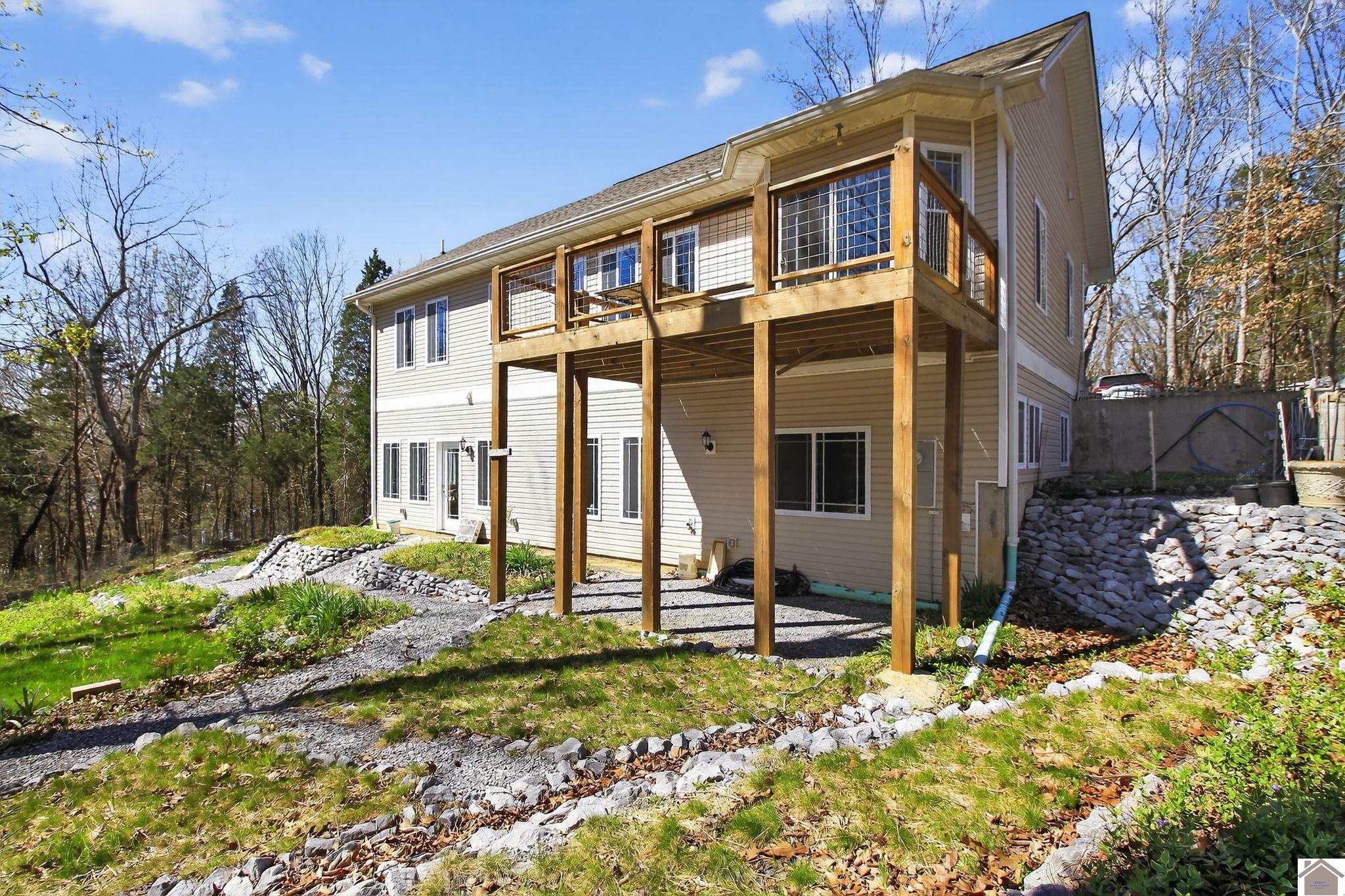 134 Tall Oaks Circle